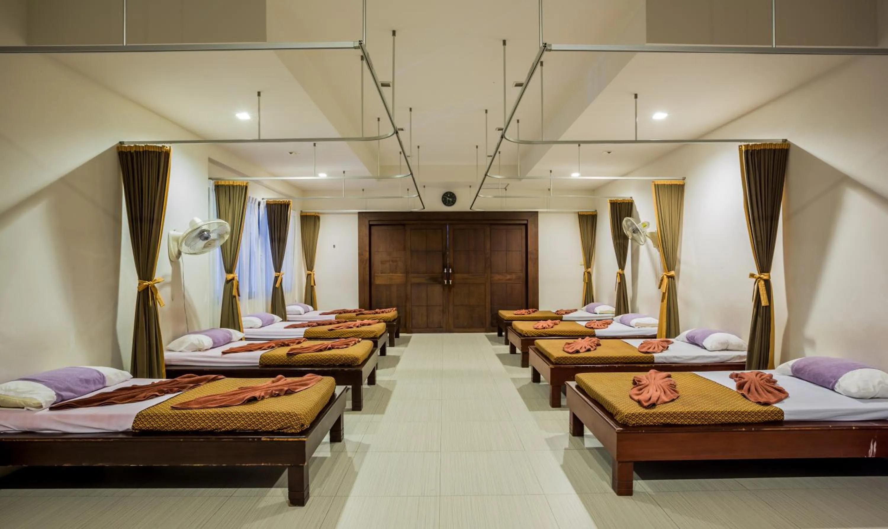 Massage, Bed in Apasari Krabi - SHA Extra Plus