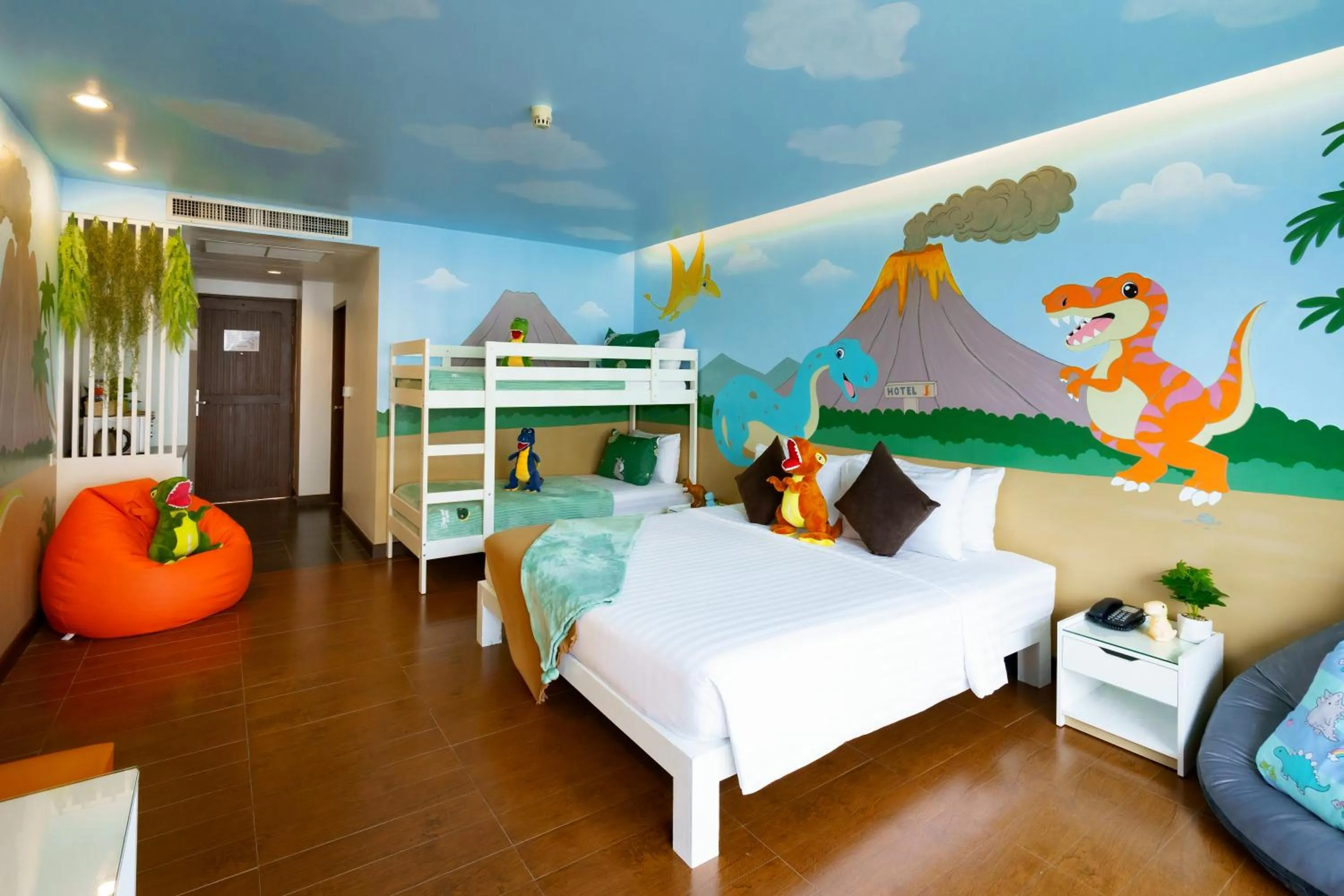 Bed in Hotel J Pattaya