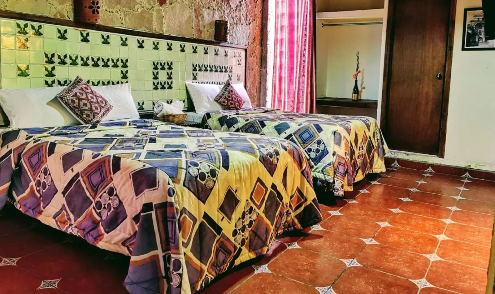 Bed in Hotel & Cava La Parroquia