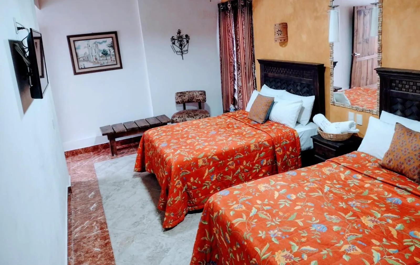 Bed in Hotel & Cava La Parroquia