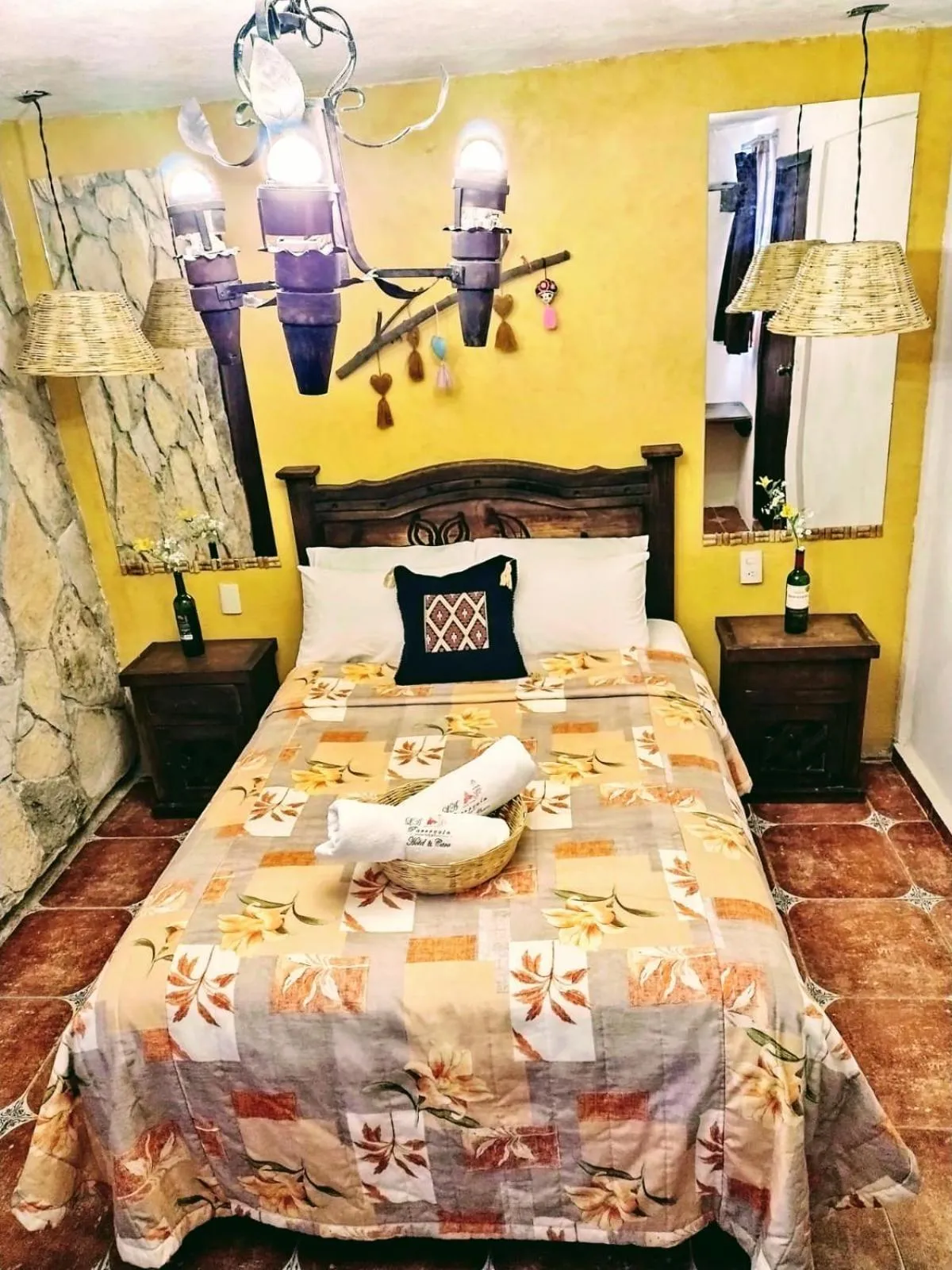 Bed in Hotel & Cava La Parroquia