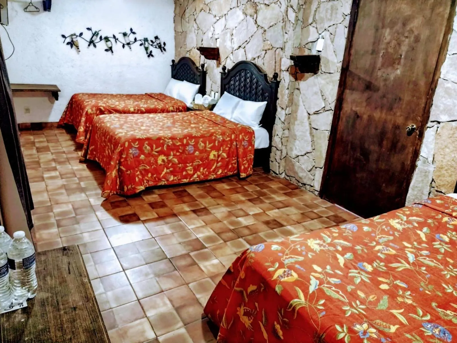 Bed in Hotel & Cava La Parroquia