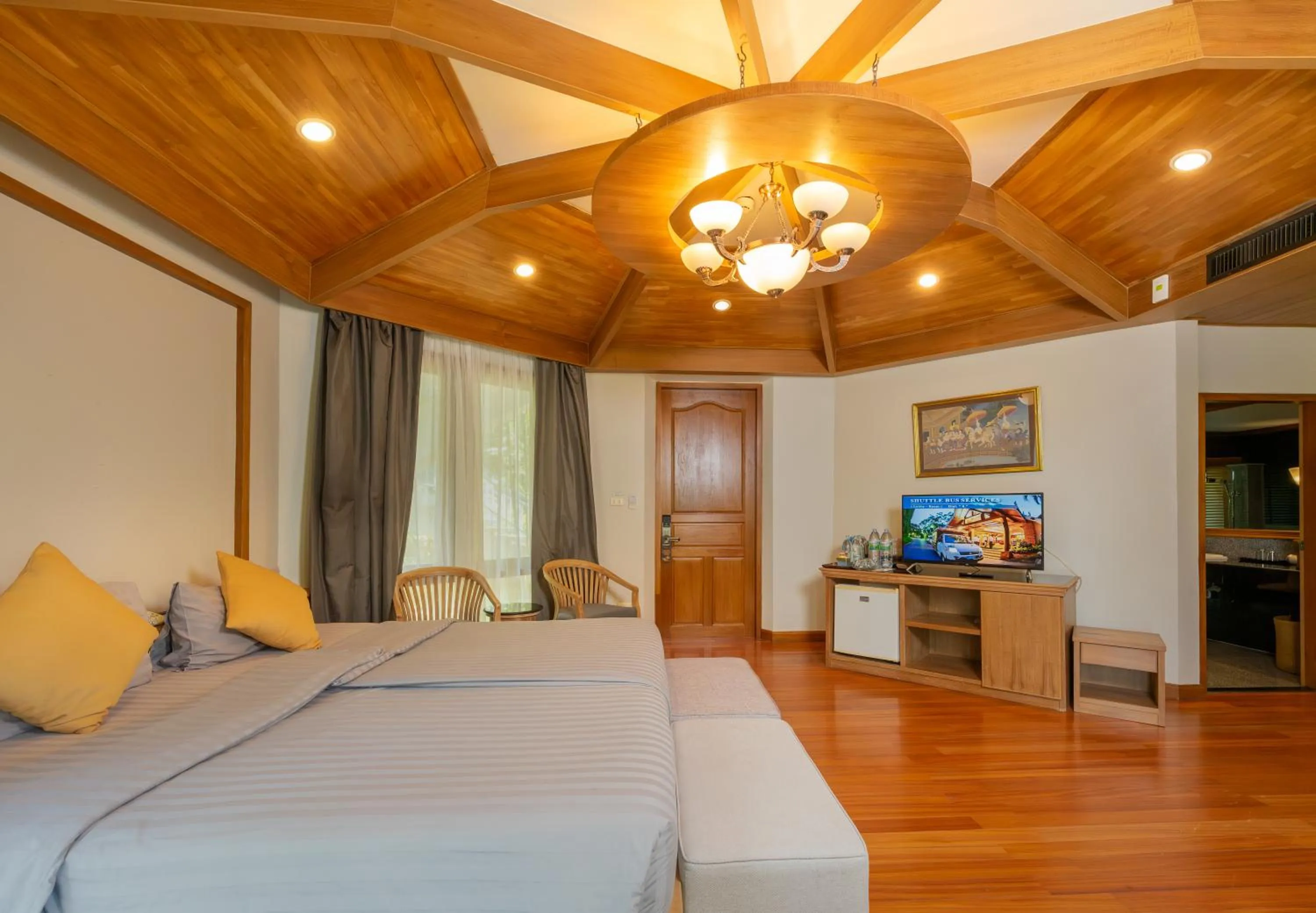 Photo of the whole room, Bed in Krabi Resort