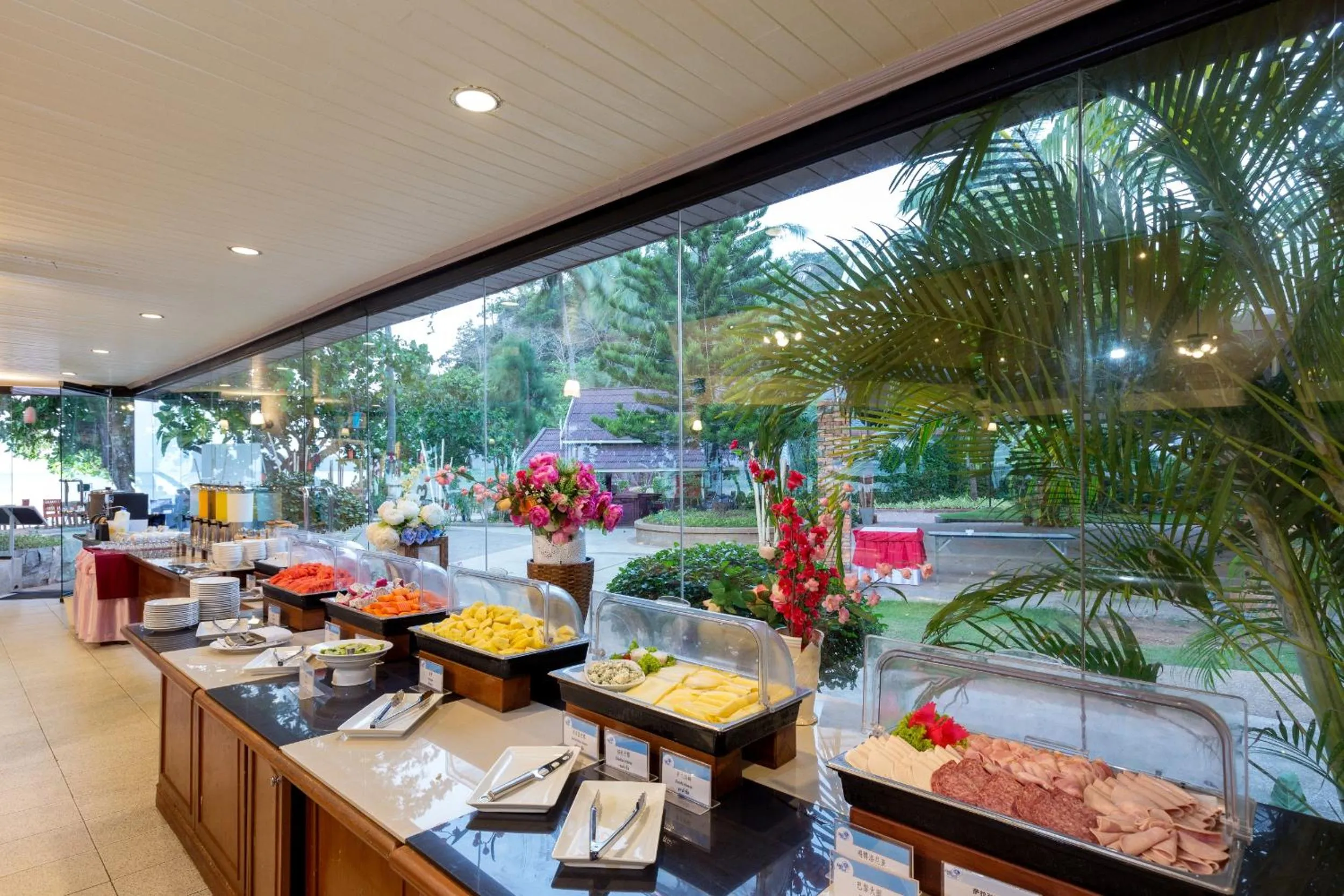 Buffet breakfast in Krabi Resort