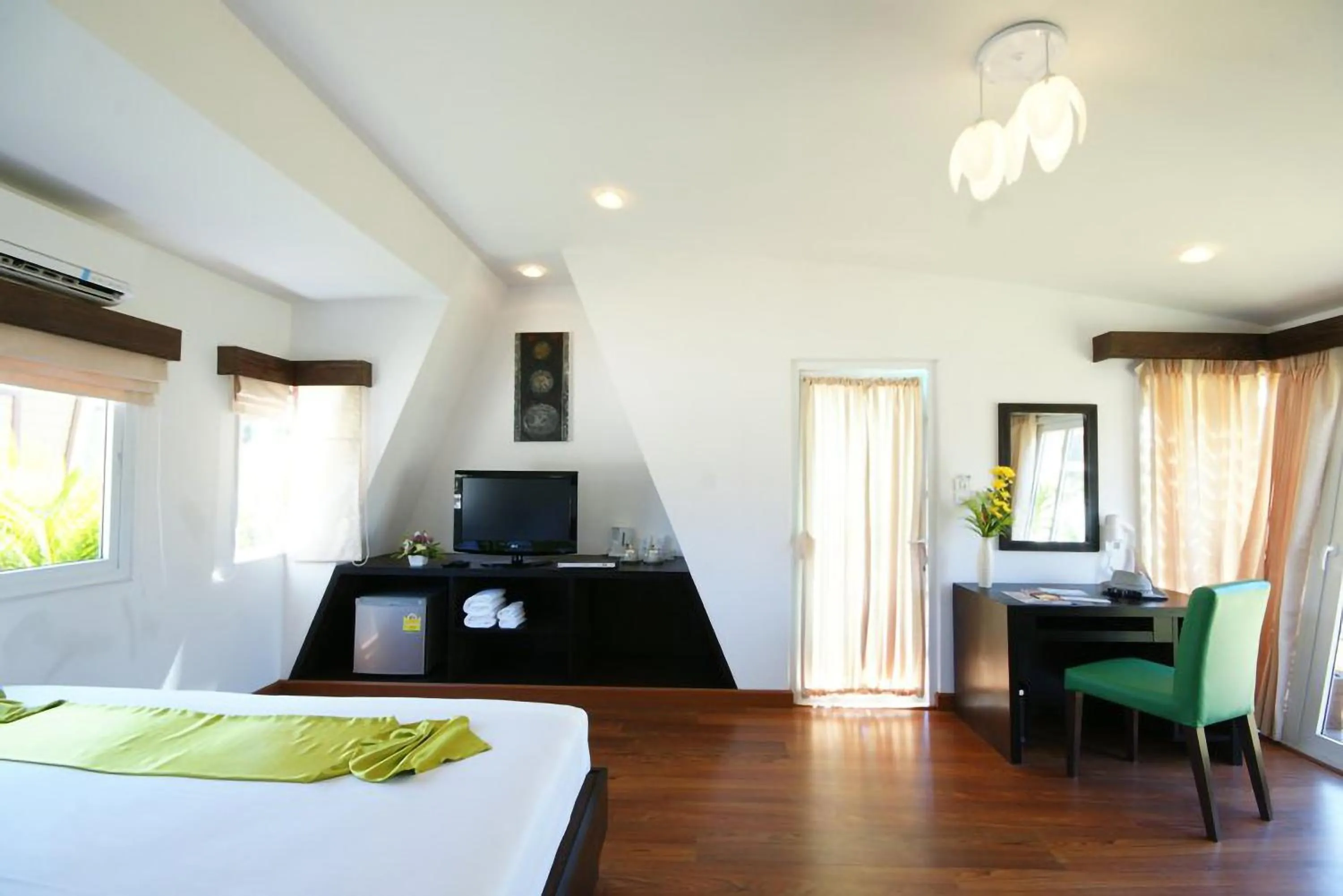 Bed in Palm Paradise, Aonang Resort