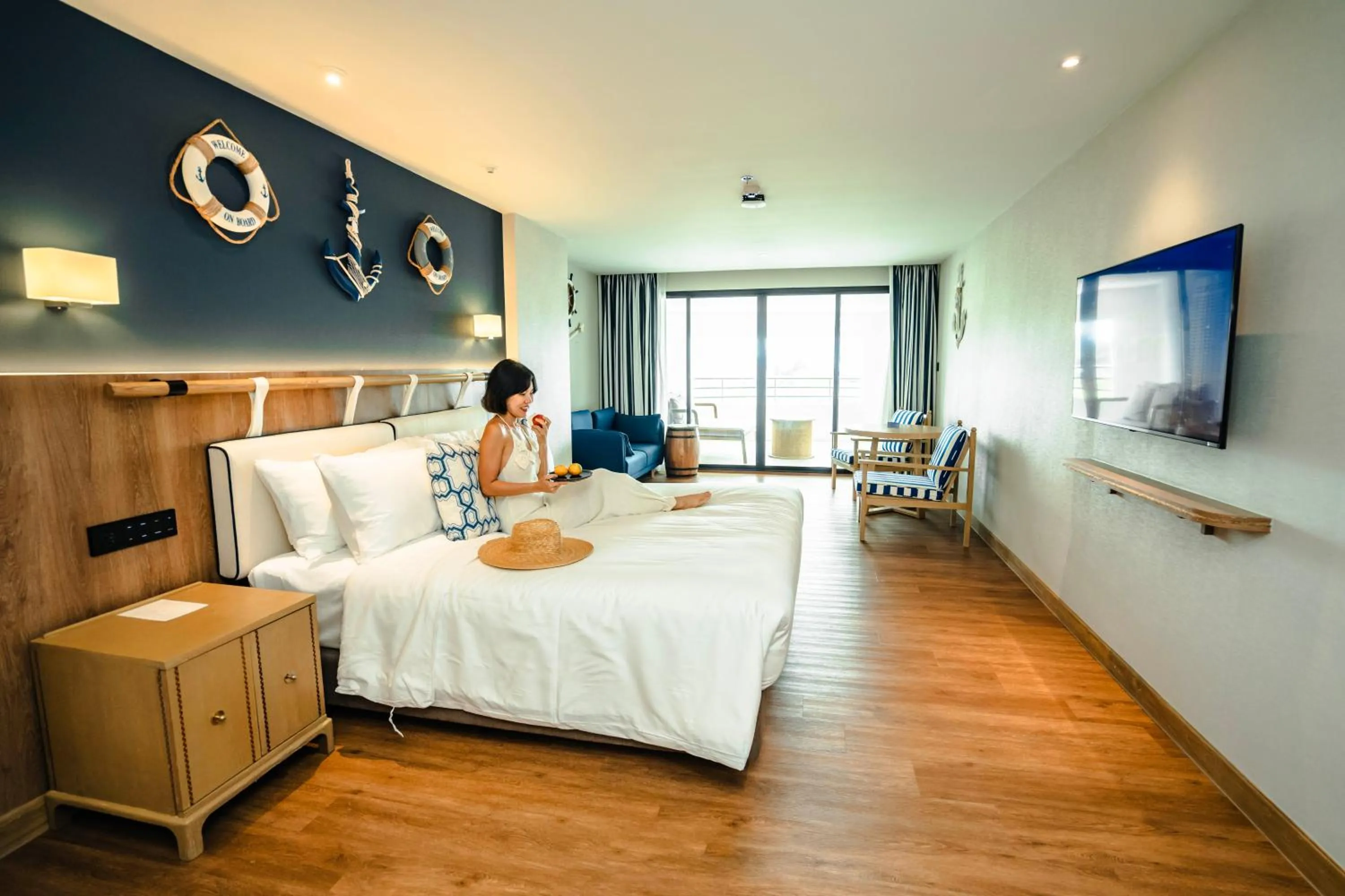 Bed in Ocean Marina Resort Pattaya Jomtien