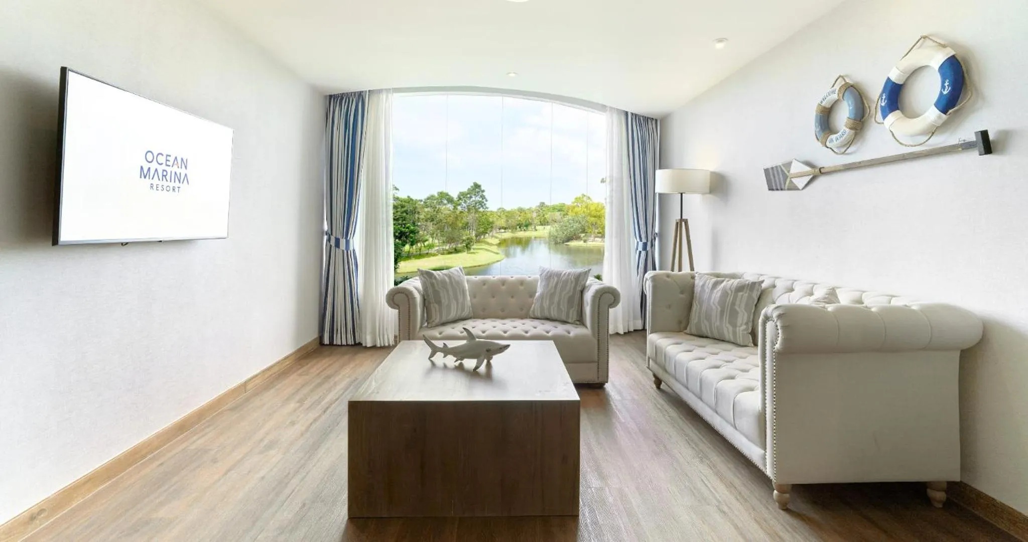 Living room in Ocean Marina Resort Pattaya Jomtien