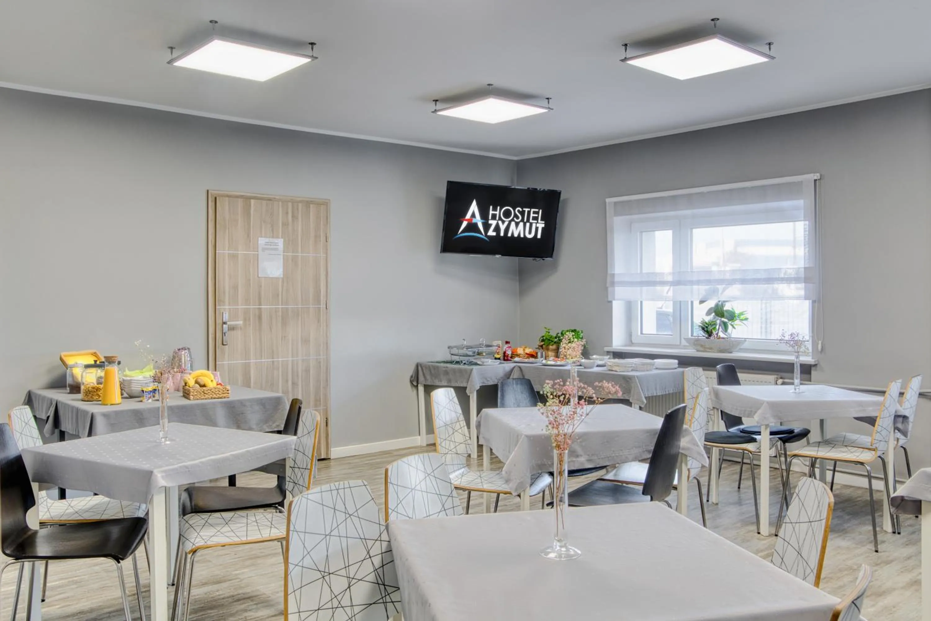 Food and drinks in Hostel Azymut