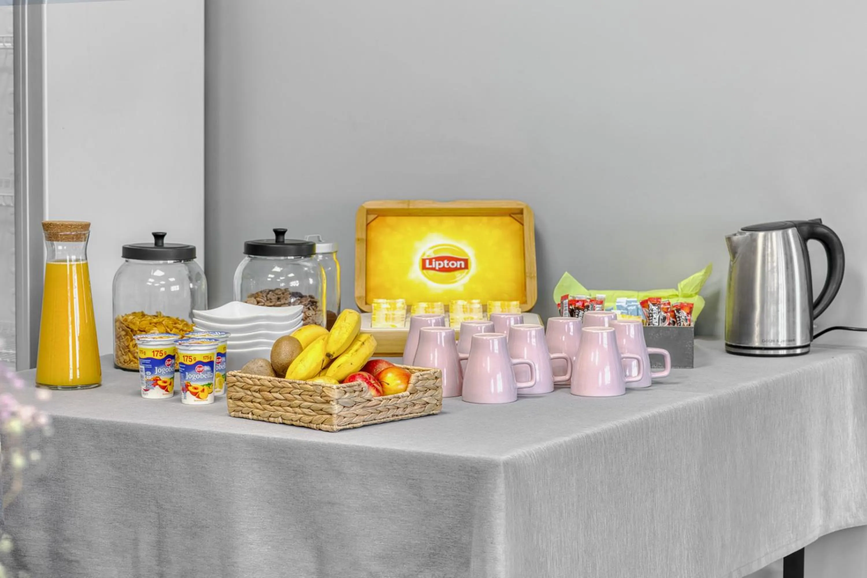 Breakfast in Hostel Azymut