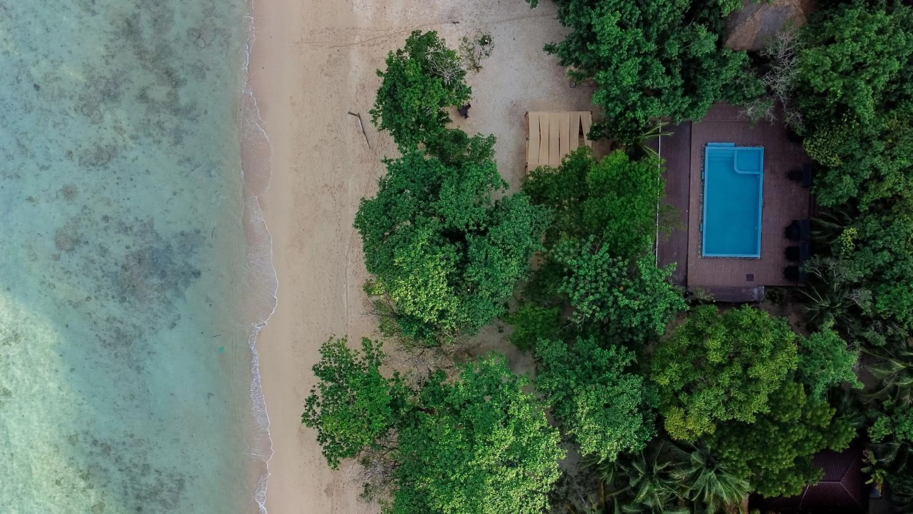 Bird's eye view in Sevenseas Resort Koh Kradan