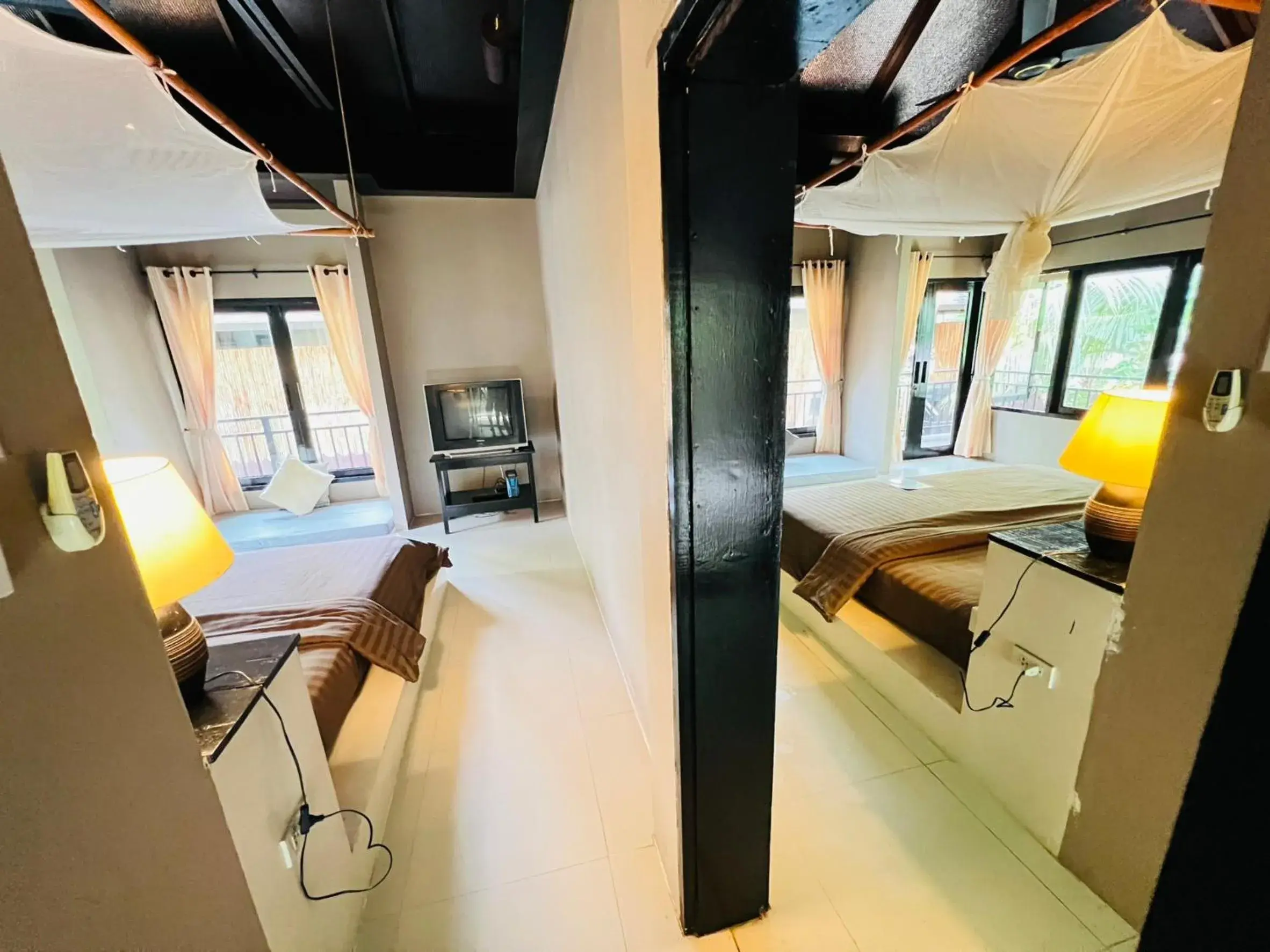 Family Room Connecting  in Sevenseas Resort Koh Kradan Family Room Connecting  in Sevenseas Resort Koh Kradan