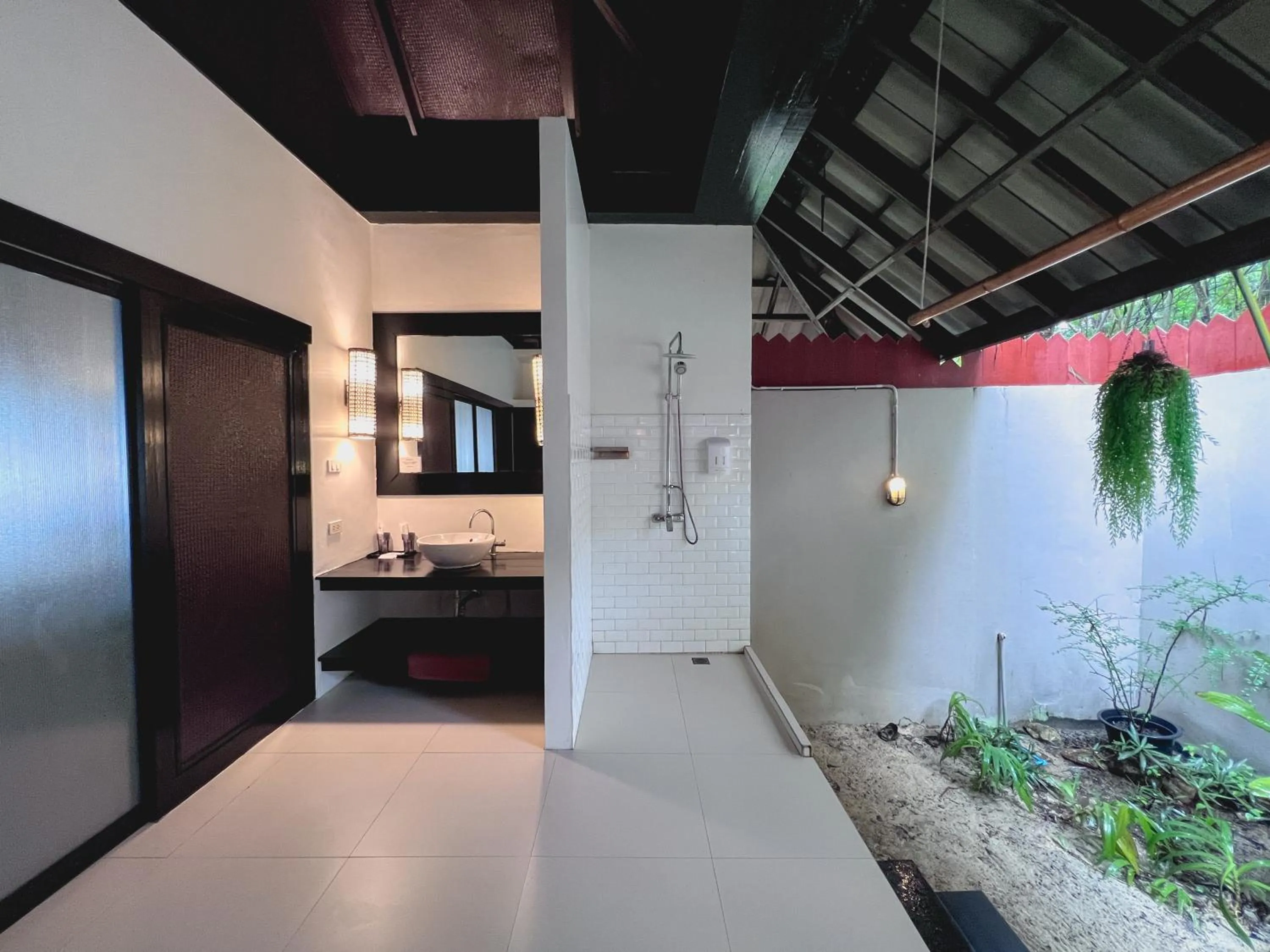 Bathroom in Sevenseas Resort Koh Kradan