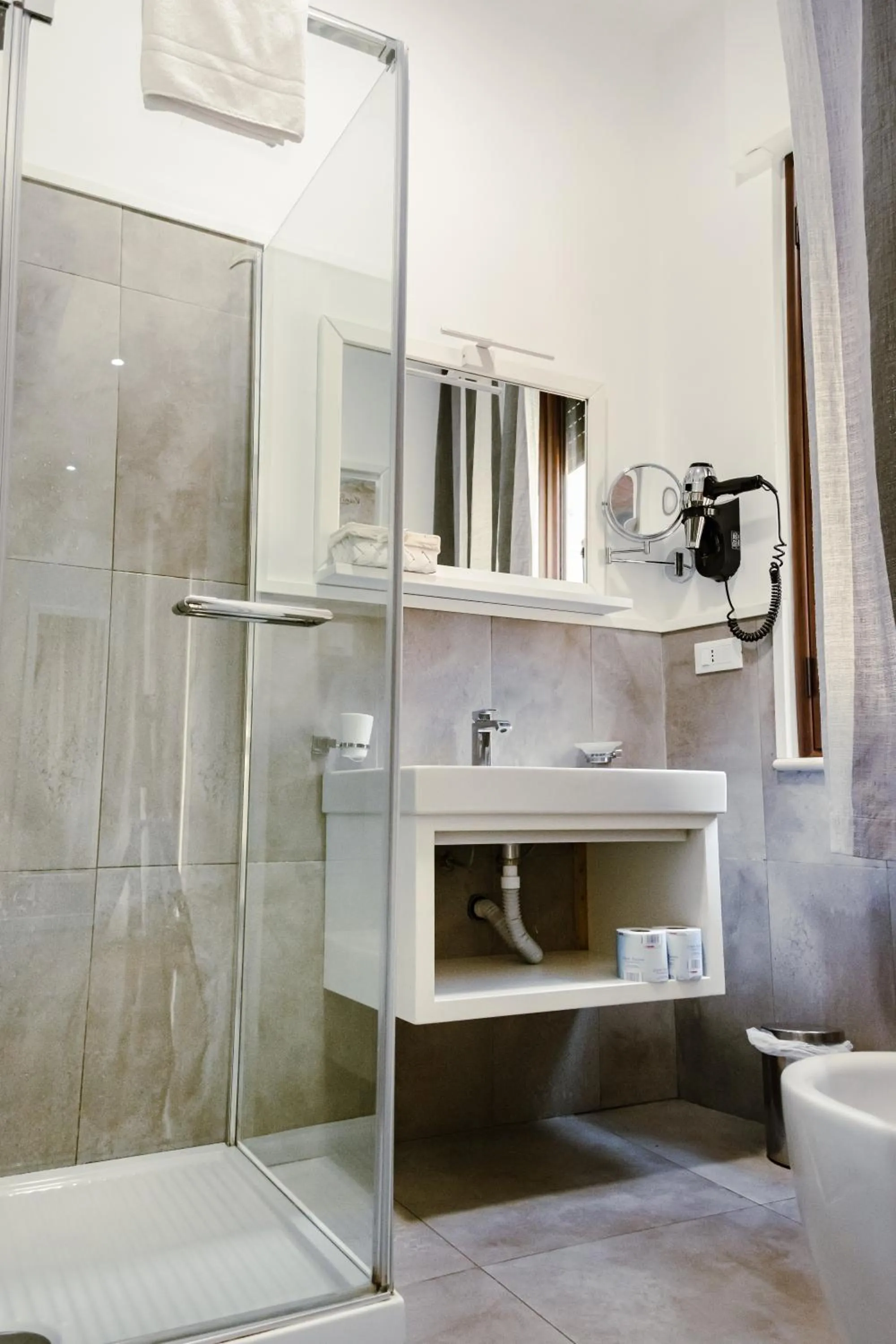 Bathroom in B&B Vanity