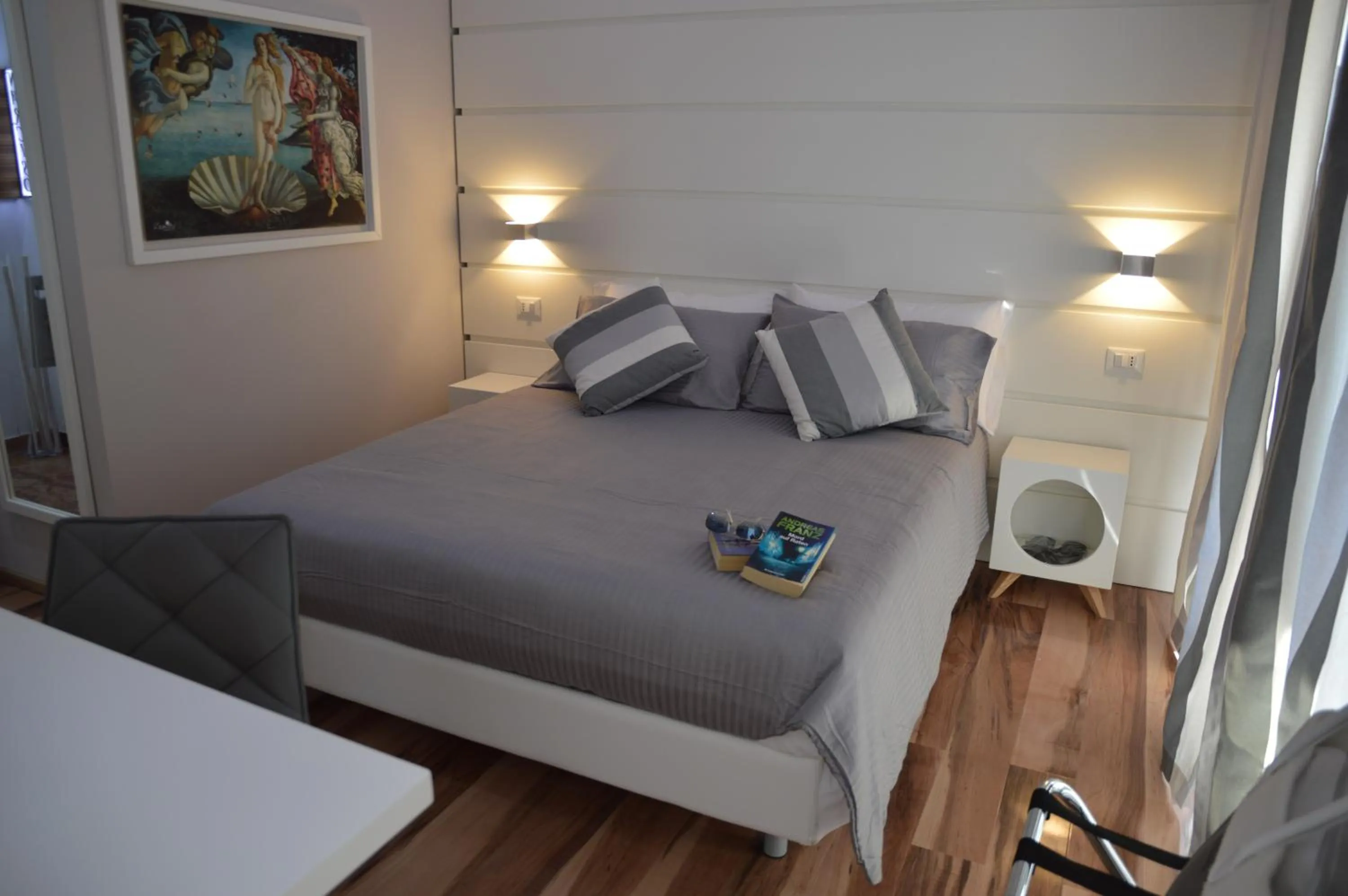 Photo of the whole room, Bed in B&B Vanity