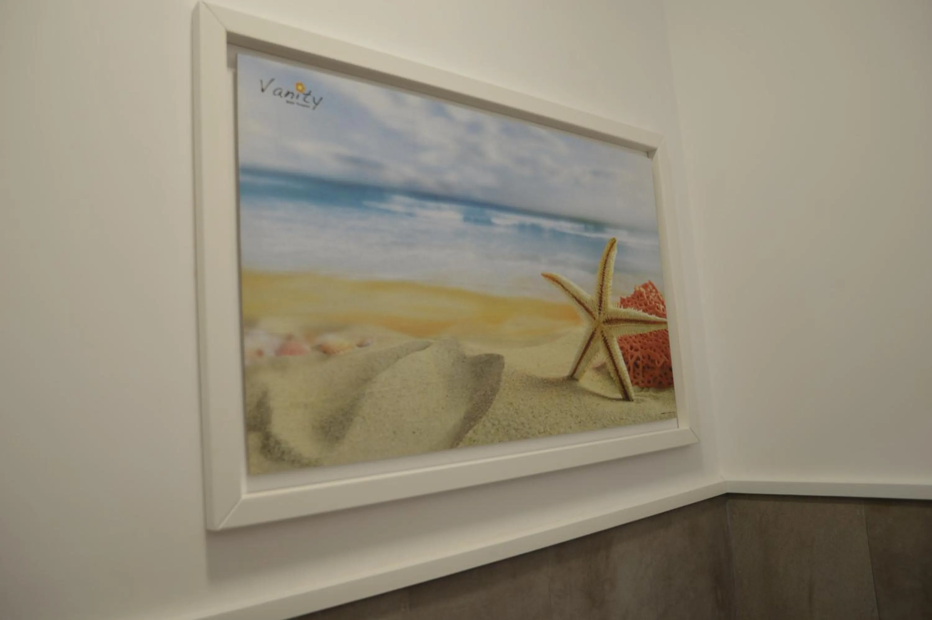 Decorative detail in B&B Vanity