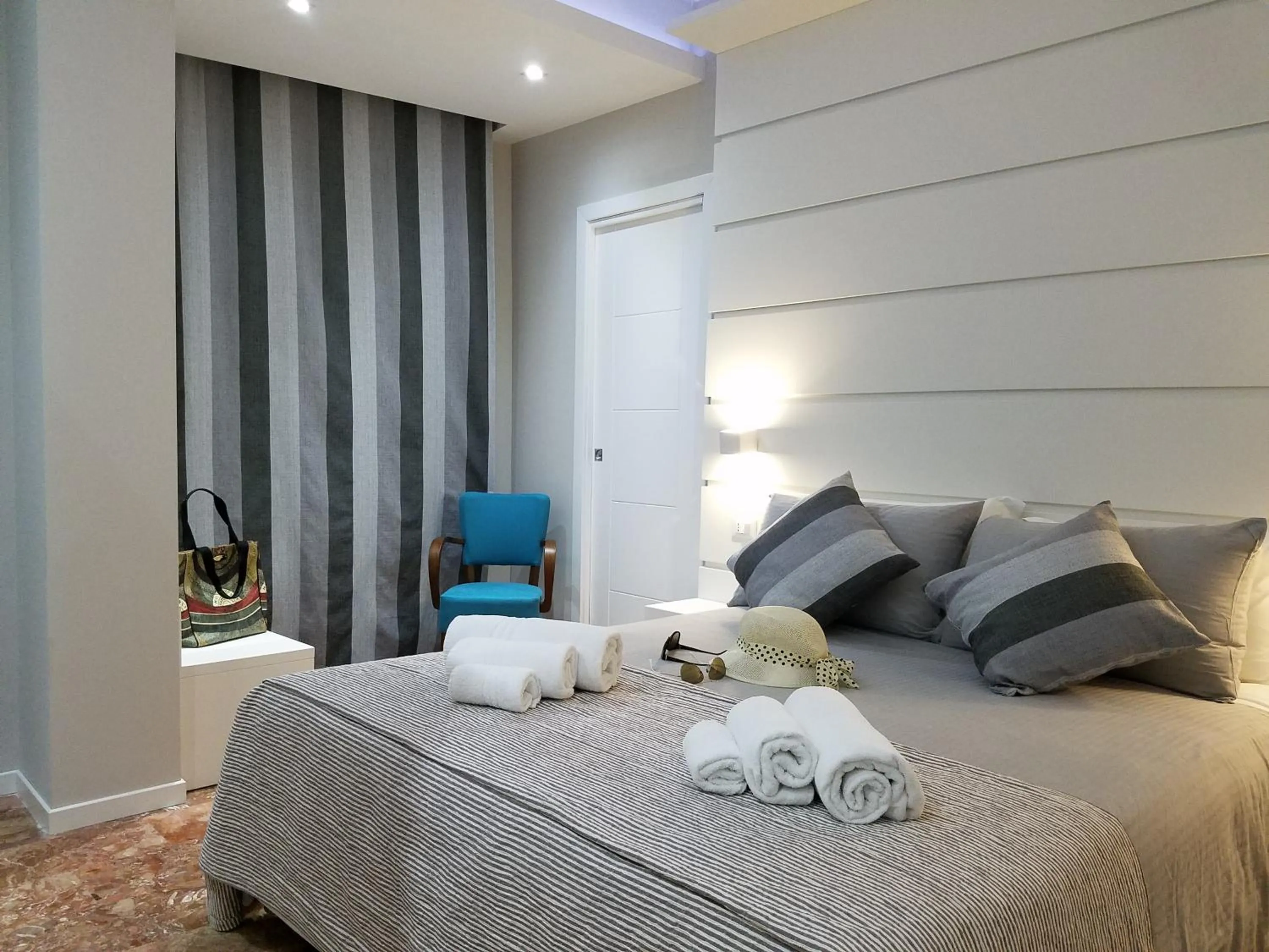 Bedroom, Bed in B&B Vanity