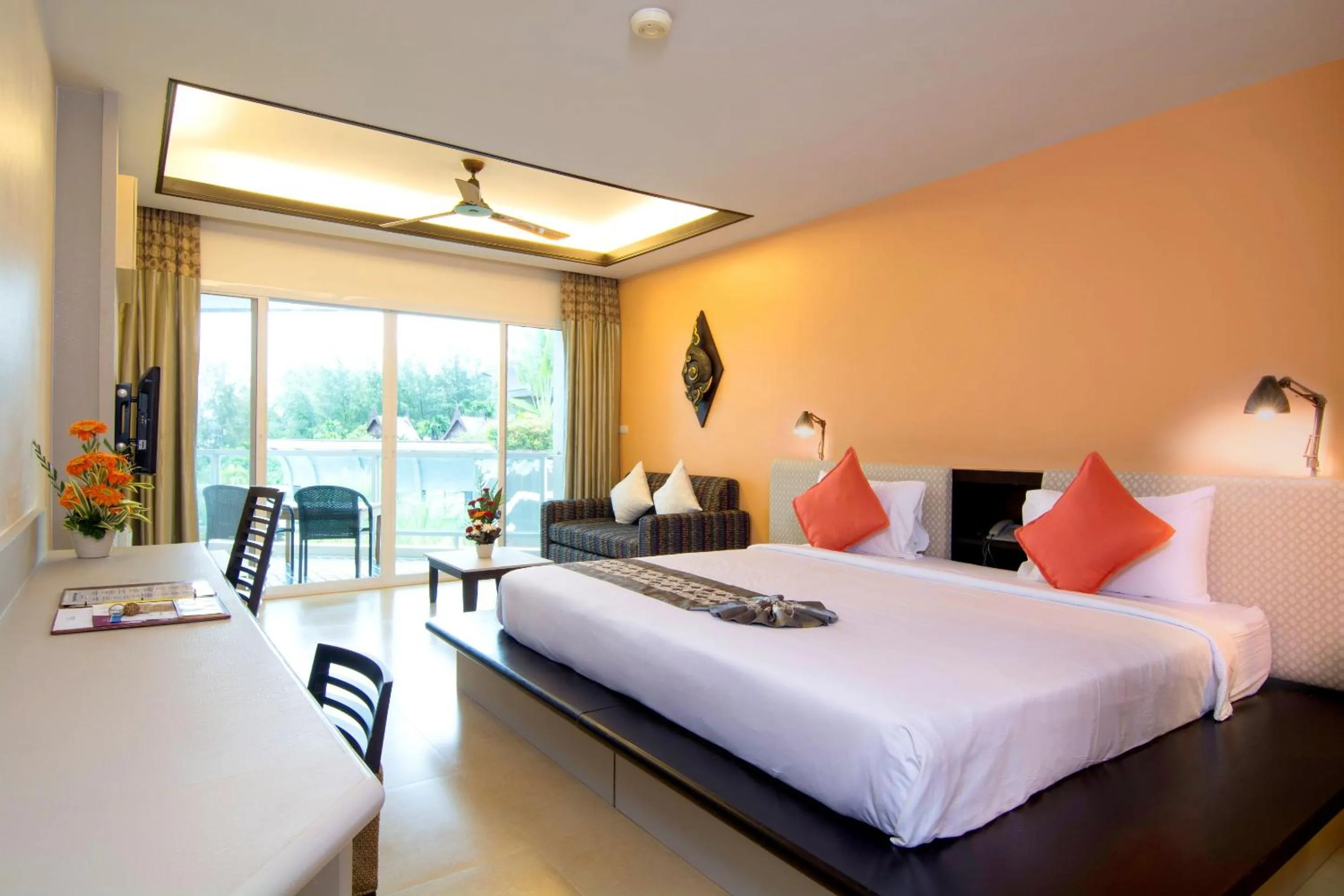 Deluxe Double or Twin Room in Anyavee Tubkaek Beach Resort