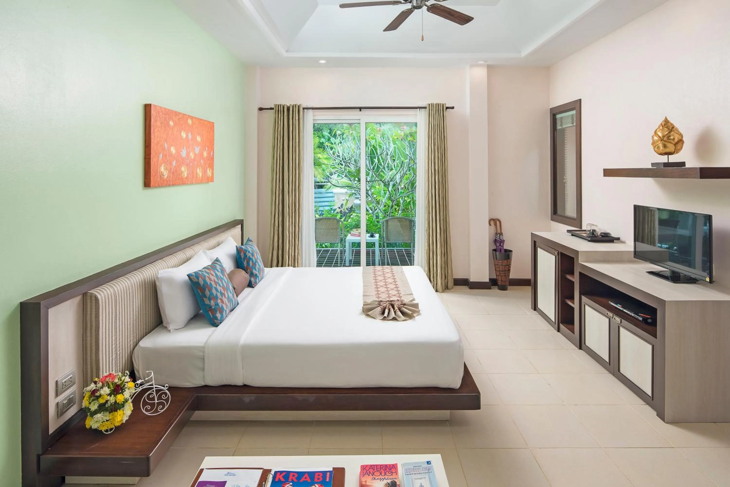 Photo of the whole room, Bed in Anyavee Tubkaek Beach Resort