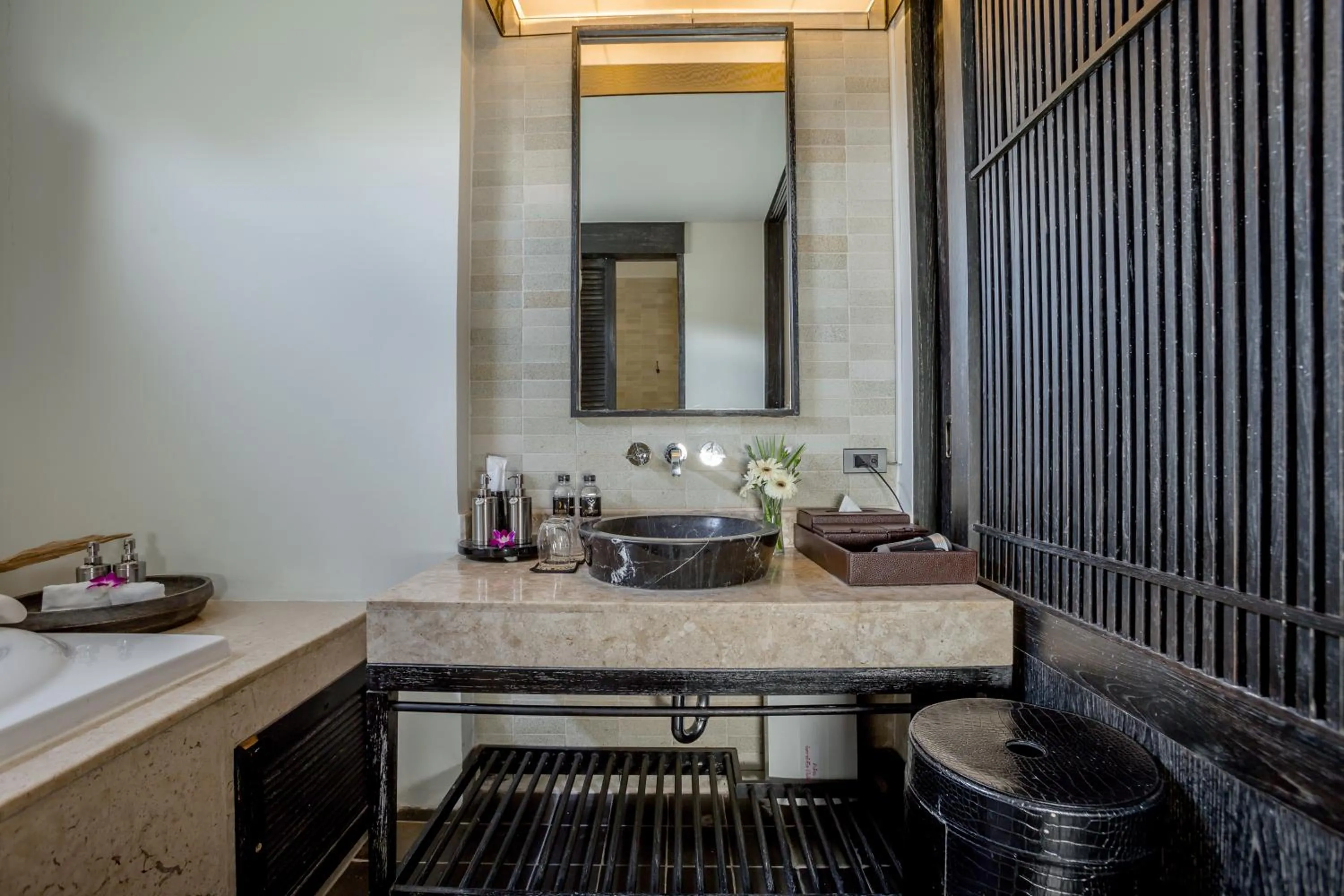 Bathroom in Aruntara Riverside Boutique Hotel