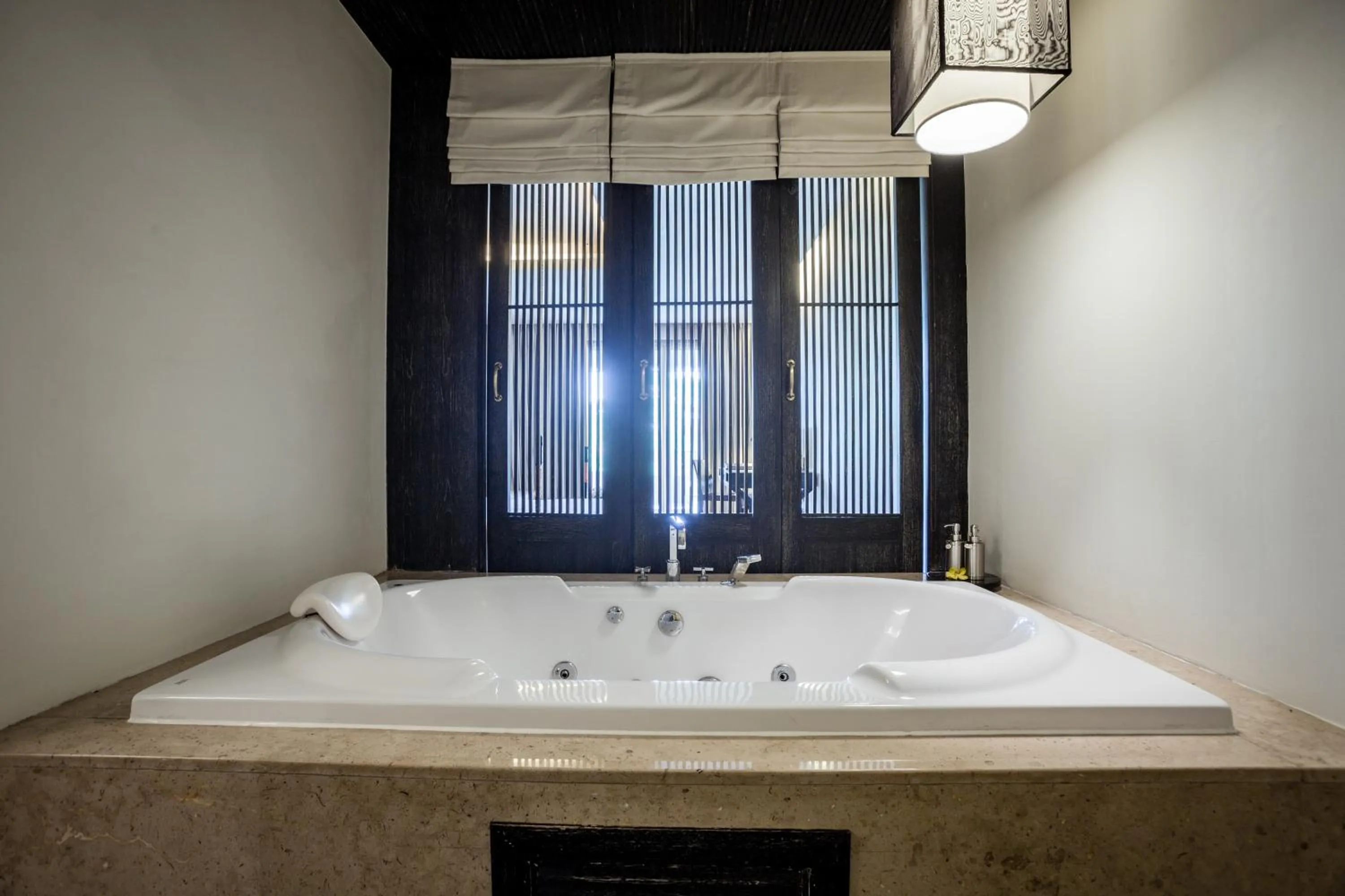 Bathroom in Aruntara Riverside Boutique Hotel