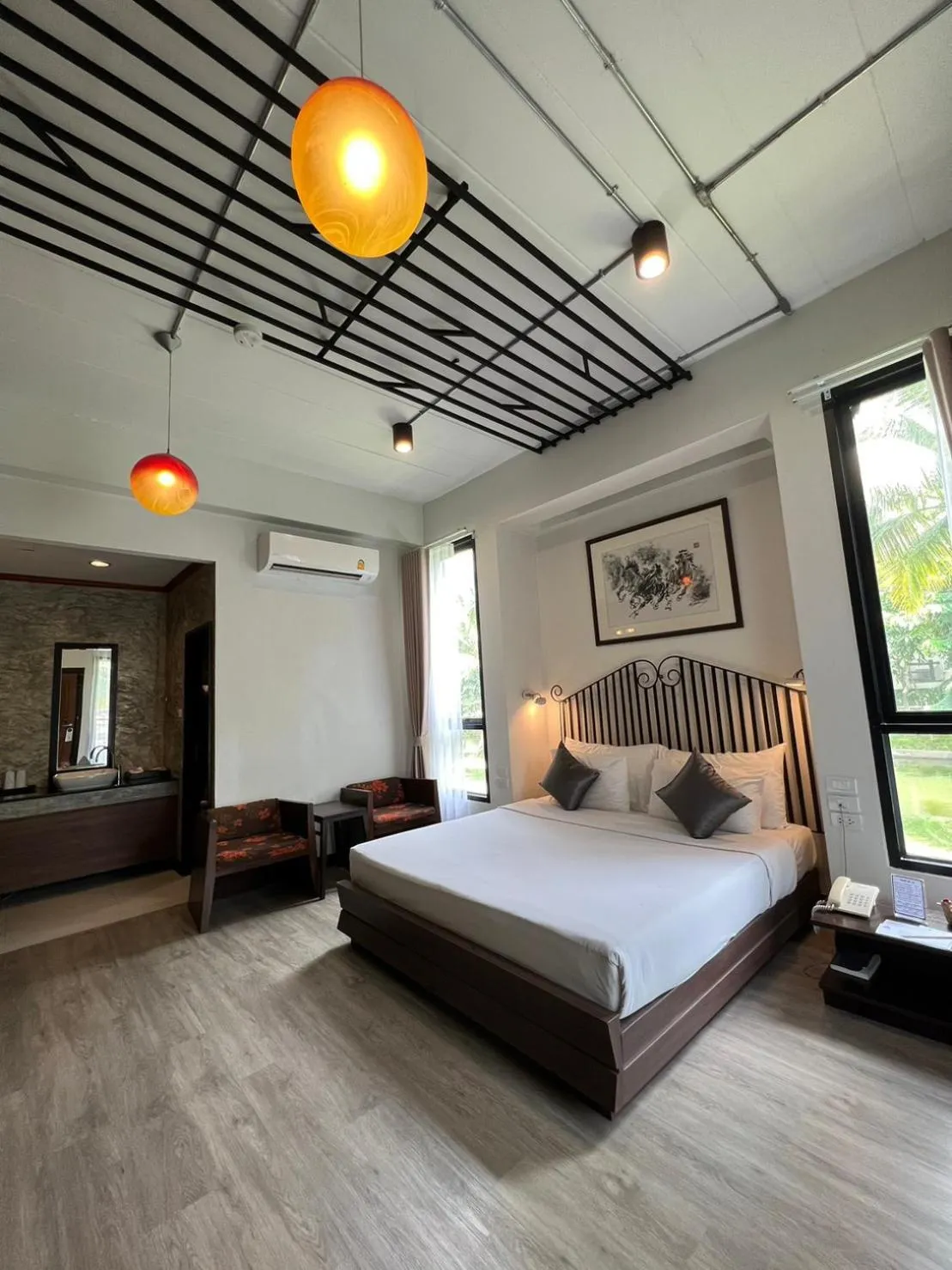 Photo of the whole room, Bed in Horizon Village & Resort