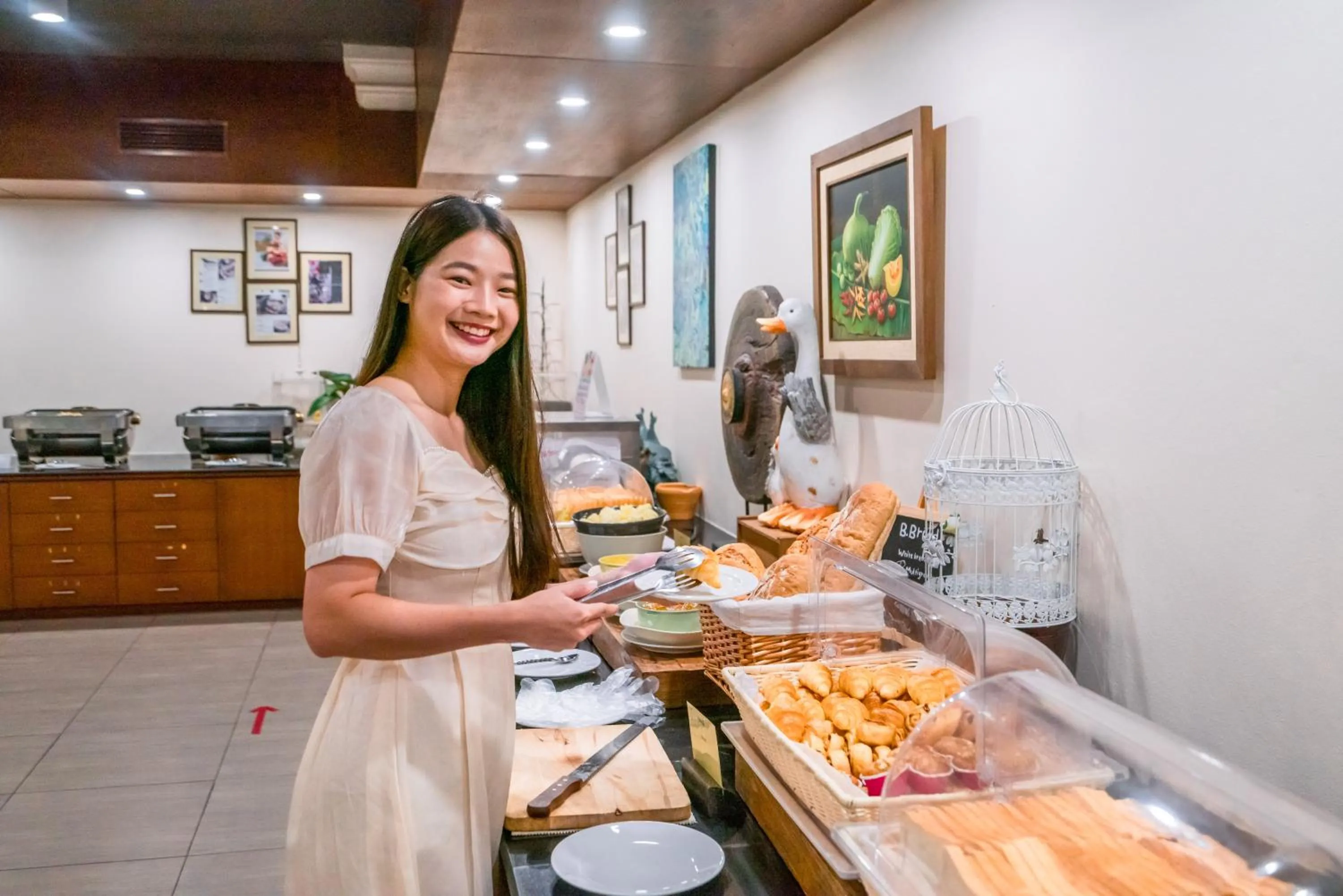 Breakfast in Horizon Village & Resort