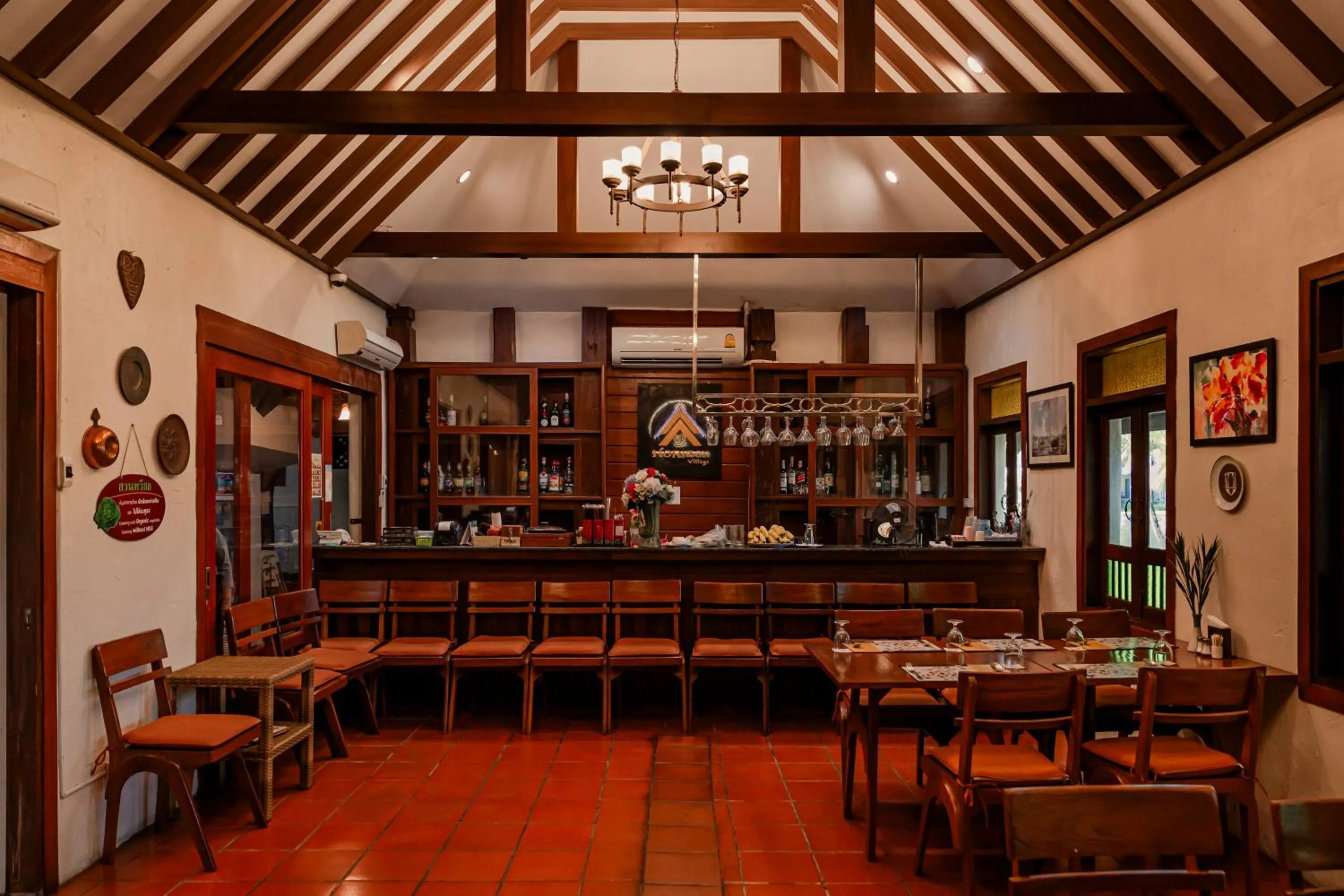 Restaurant/places to eat in Horizon Village & Resort