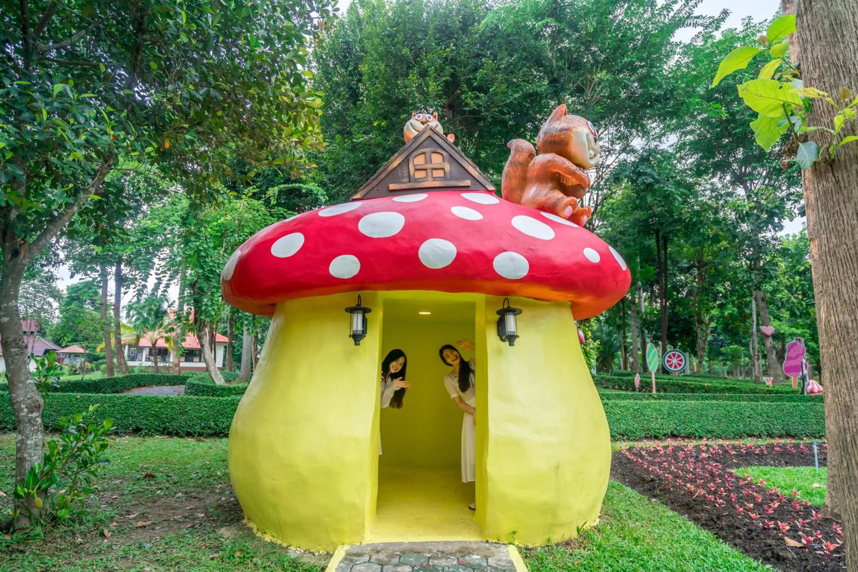 Garden in Horizon Village & Resort