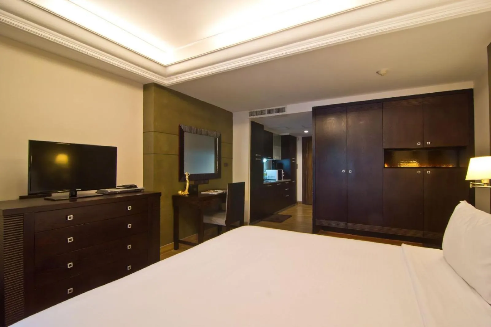 Photo of the whole room, Bed in LK Mantra Pura Resort