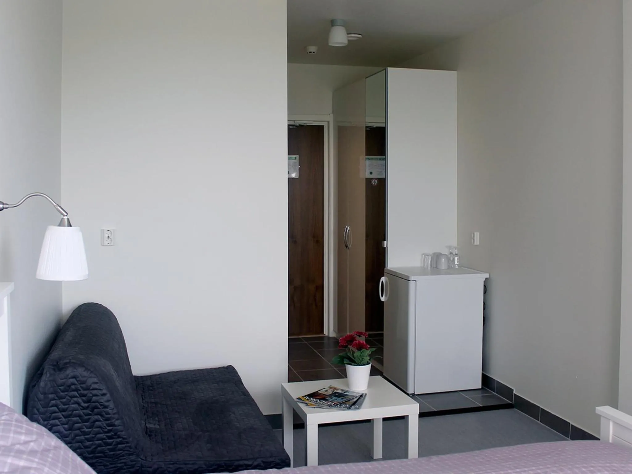 Seating area in Fenix Inn