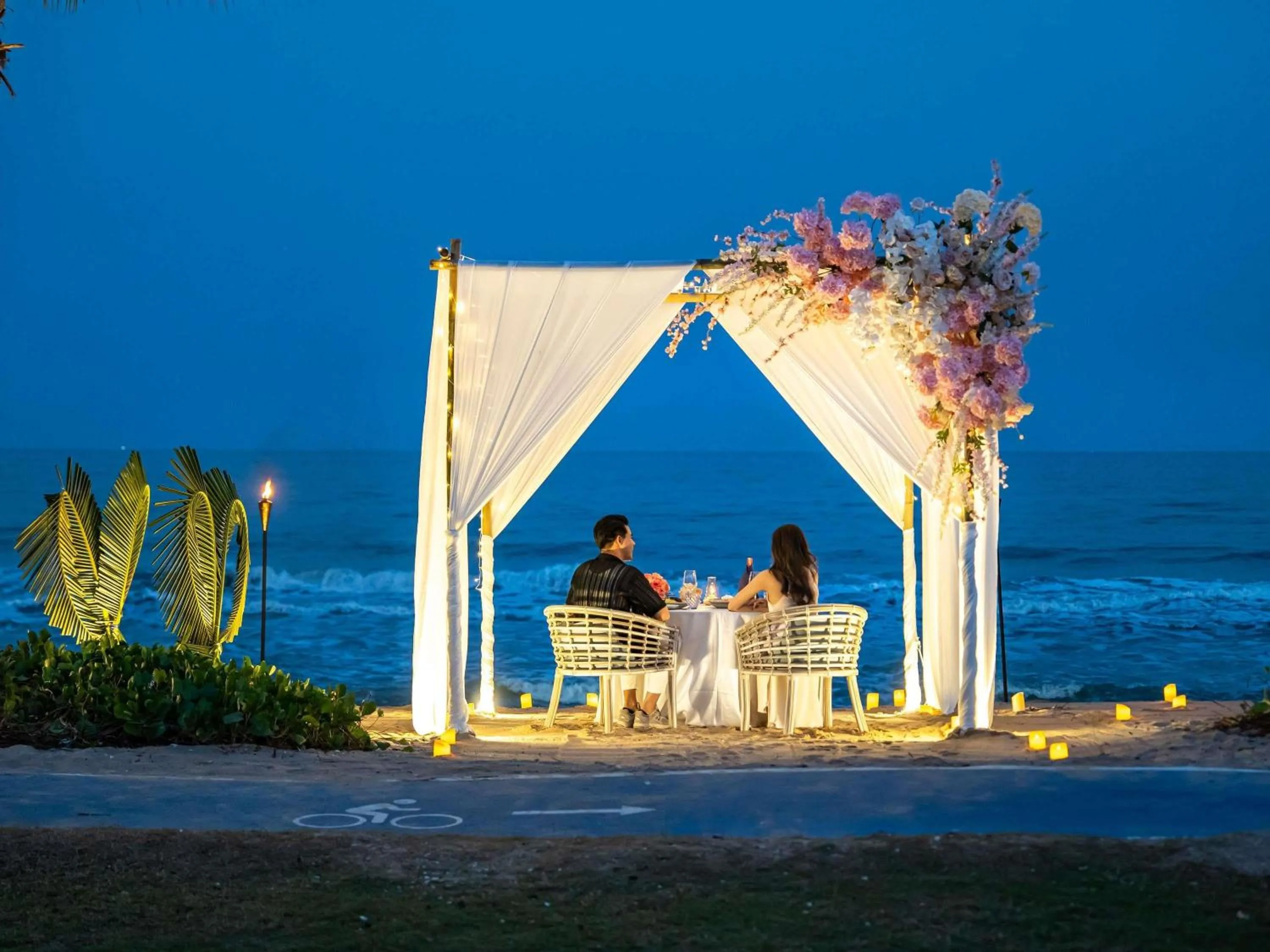 Restaurant/places to eat in SO/ Sofitel Hua Hin