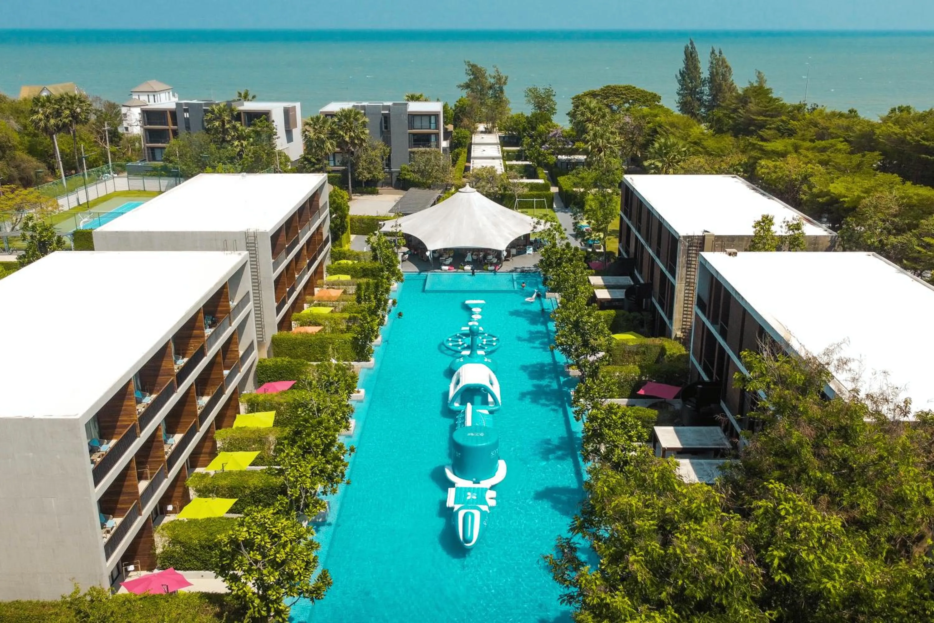 Swimming pool in SO/ Sofitel Hua Hin