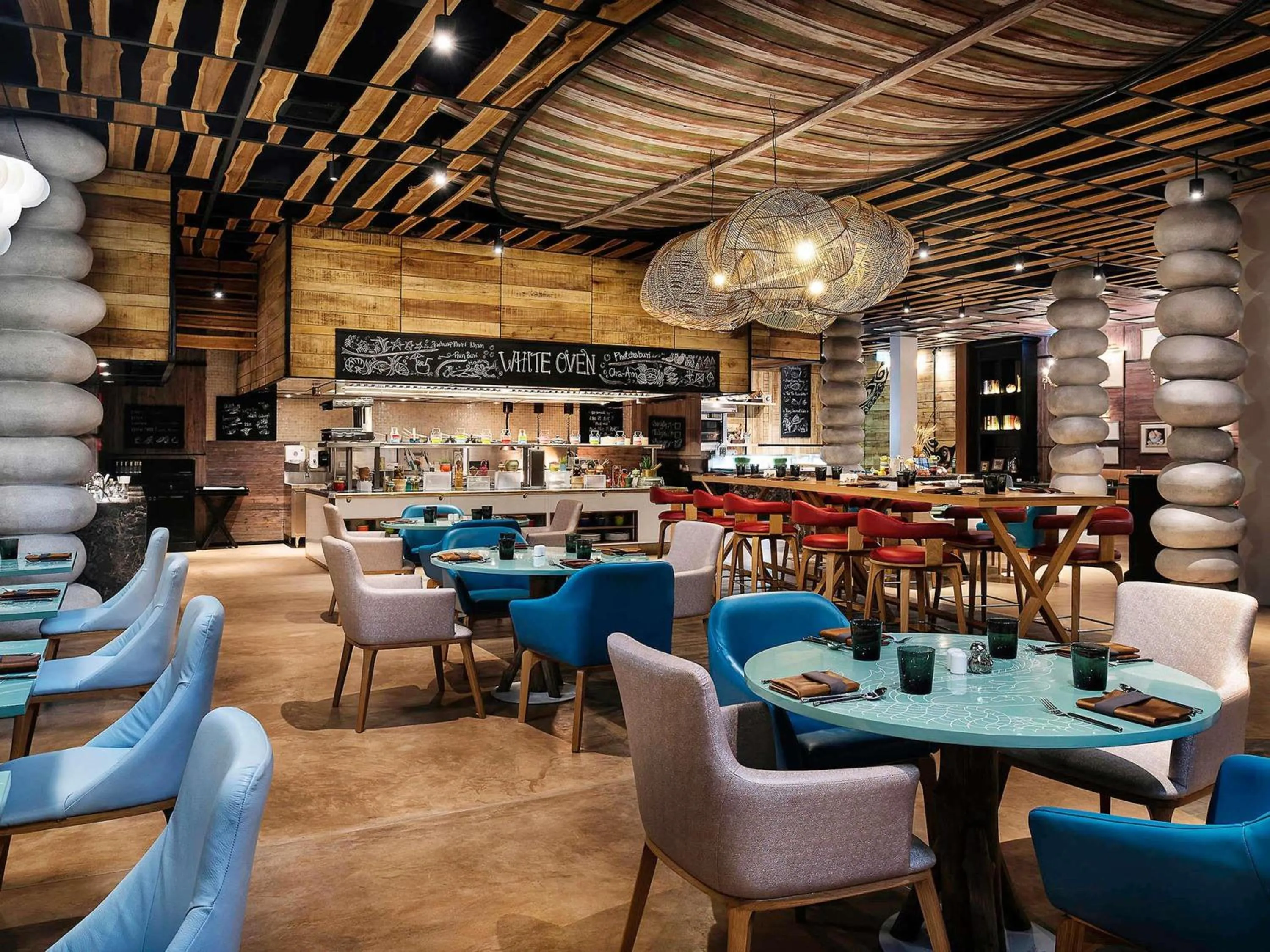 Restaurant/places to eat in SO/ Sofitel Hua Hin