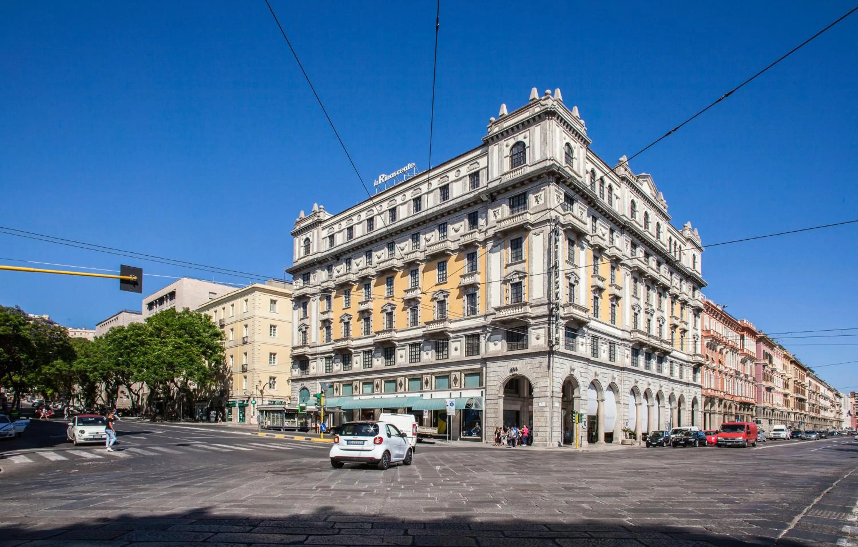 Nearby landmark in Manì Rooms