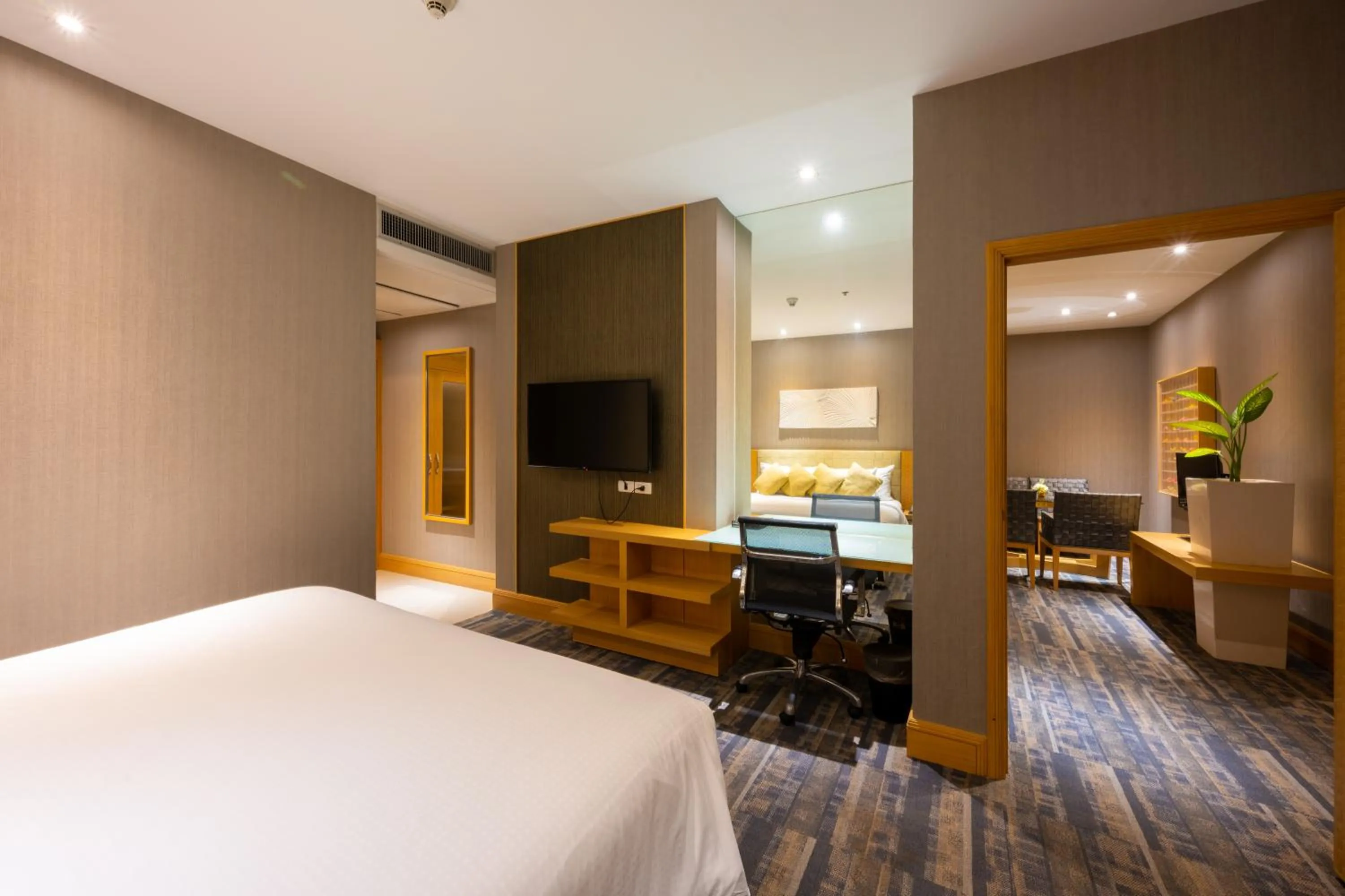 Seating area, Bed in Grand Richmond Stylish Convention Hotel