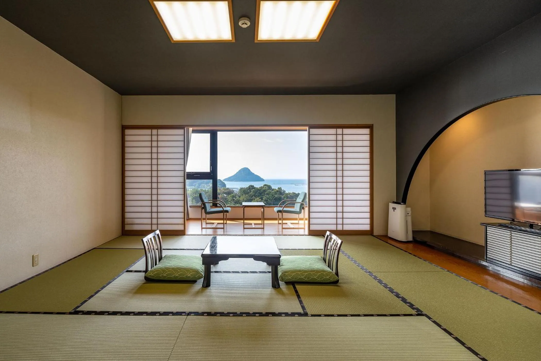 Photo of the whole room in Ooedo Onsen Monogatari Amakusa Hotel Kameya