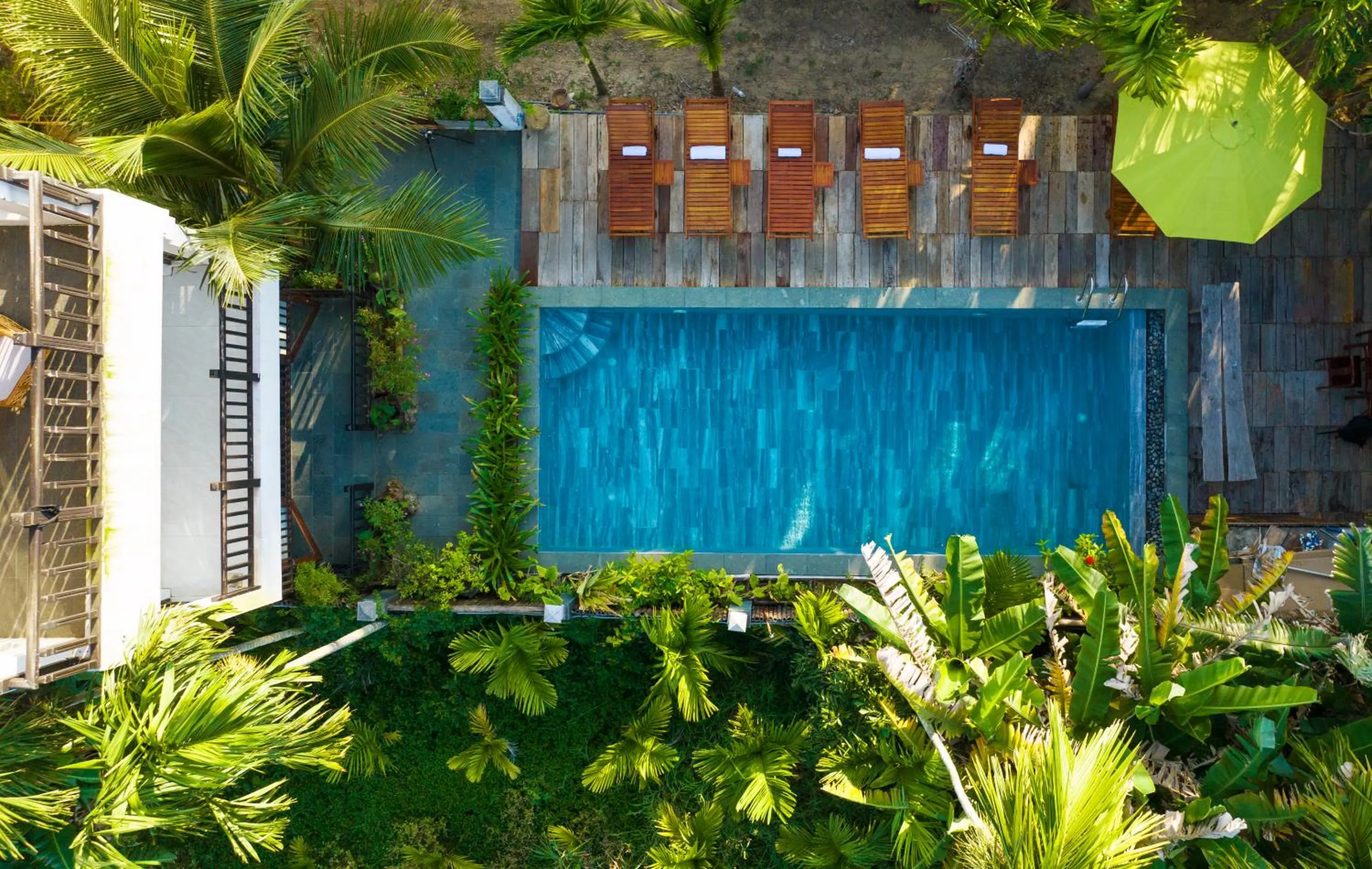 Pool view in New Sunshine Homestay