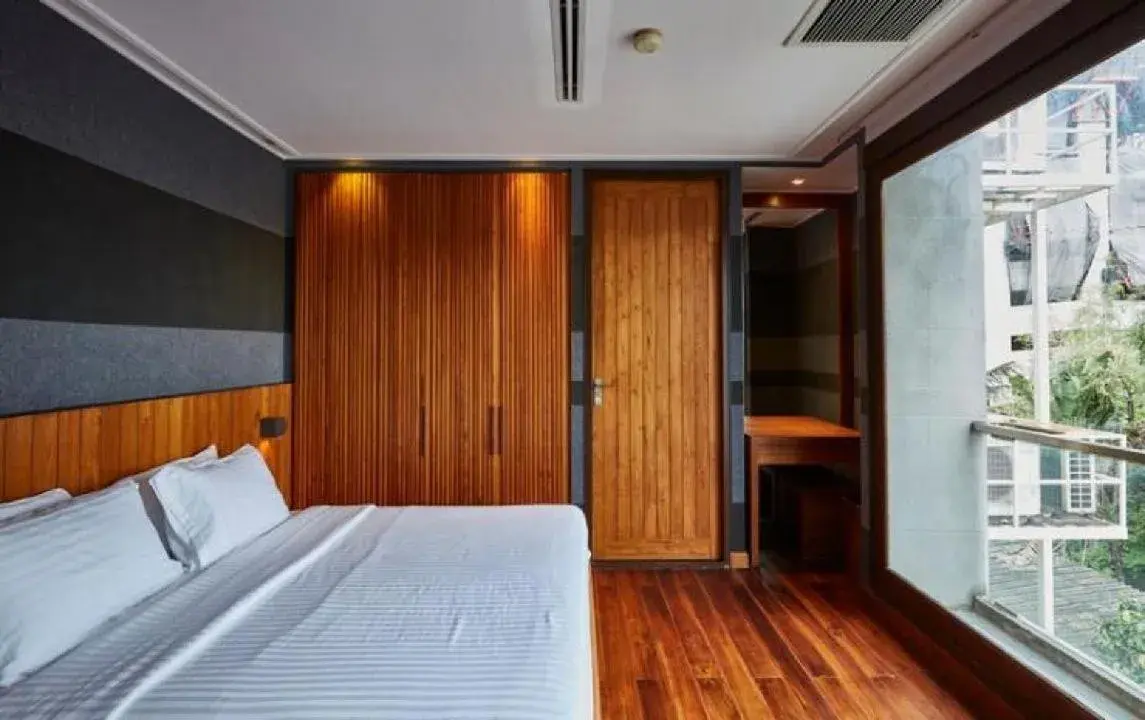 Suite Corner in LUXX Langsuan Hotel - SHA Plus Suite Corner in LUXX Langsuan Hotel - SHA Plus