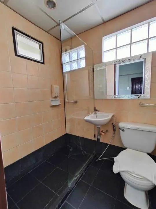 Bathroom in Plai And Herbs Suvarnabhumi Airport