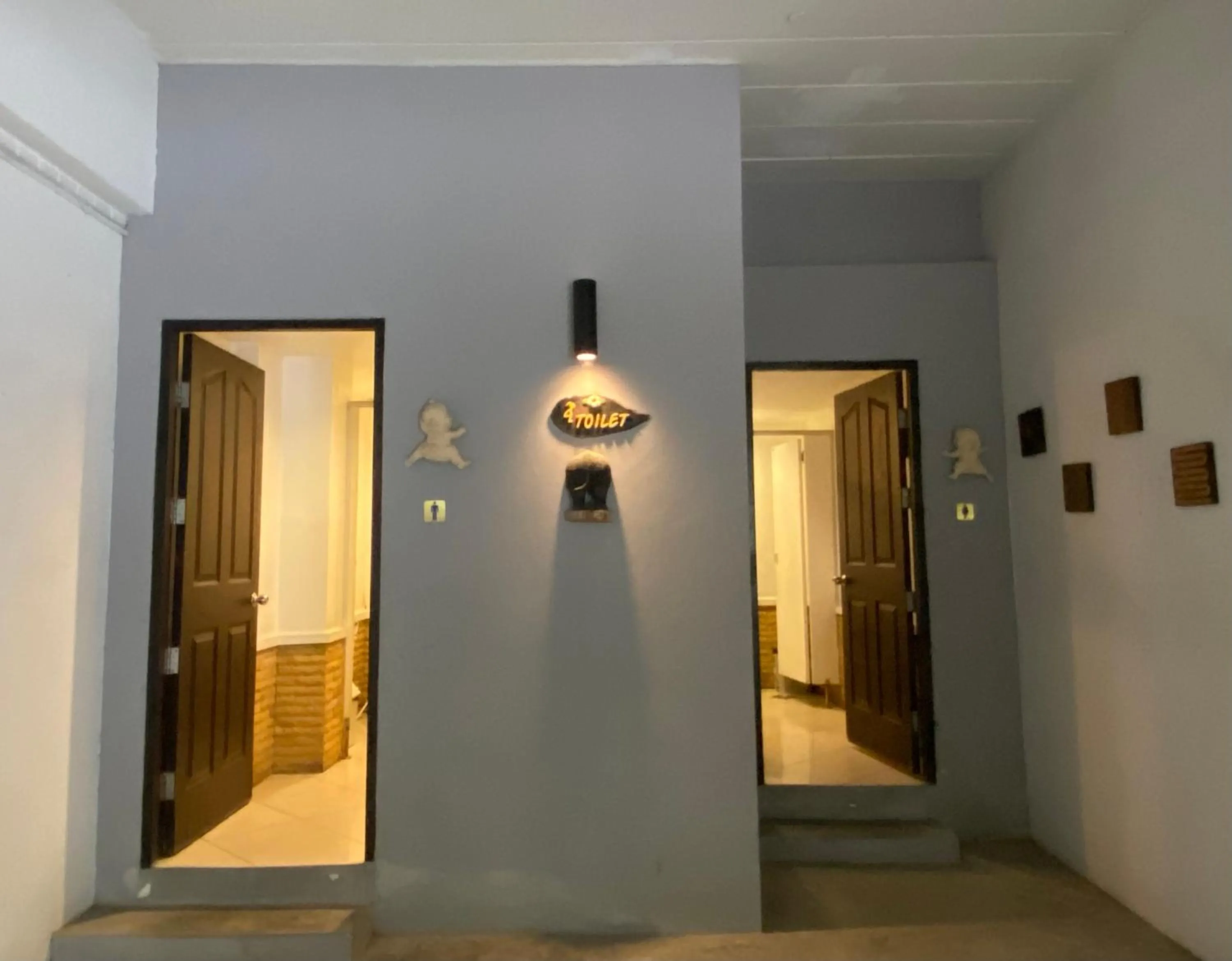 Toilet in Plai And Herbs Suvarnabhumi Airport