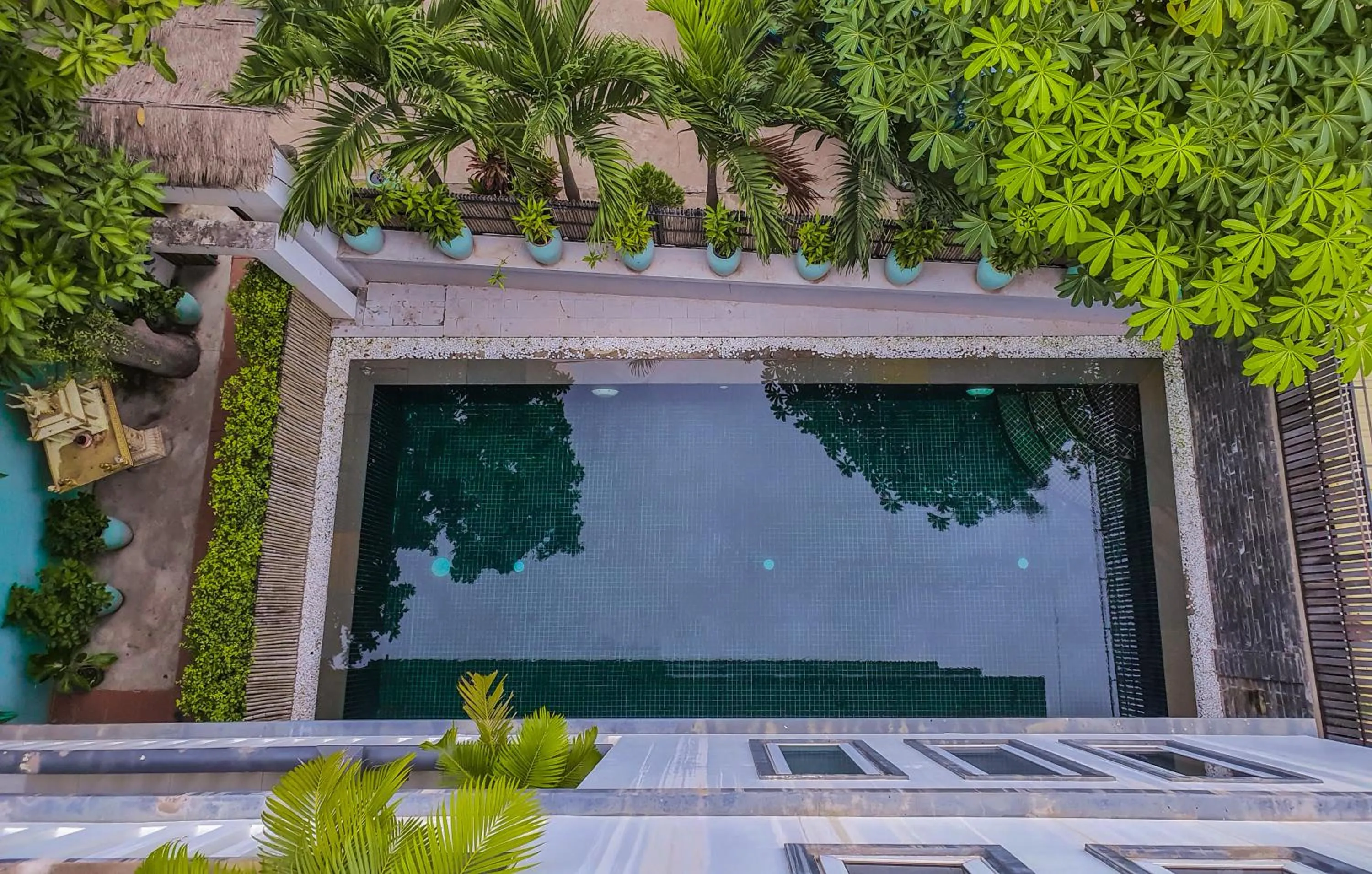 Garden in Plumeria Hotel & Spa