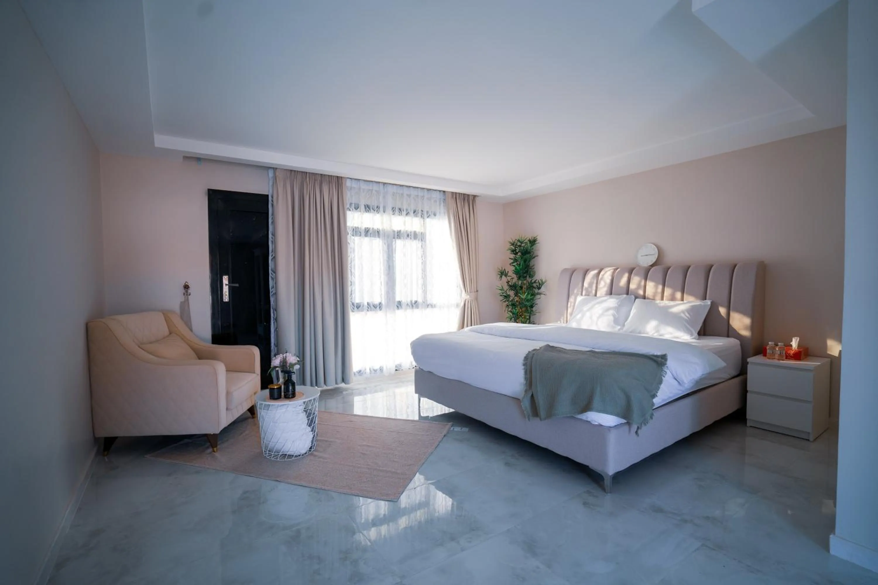 Photo of the whole room, Bed in Safari Desert Camp