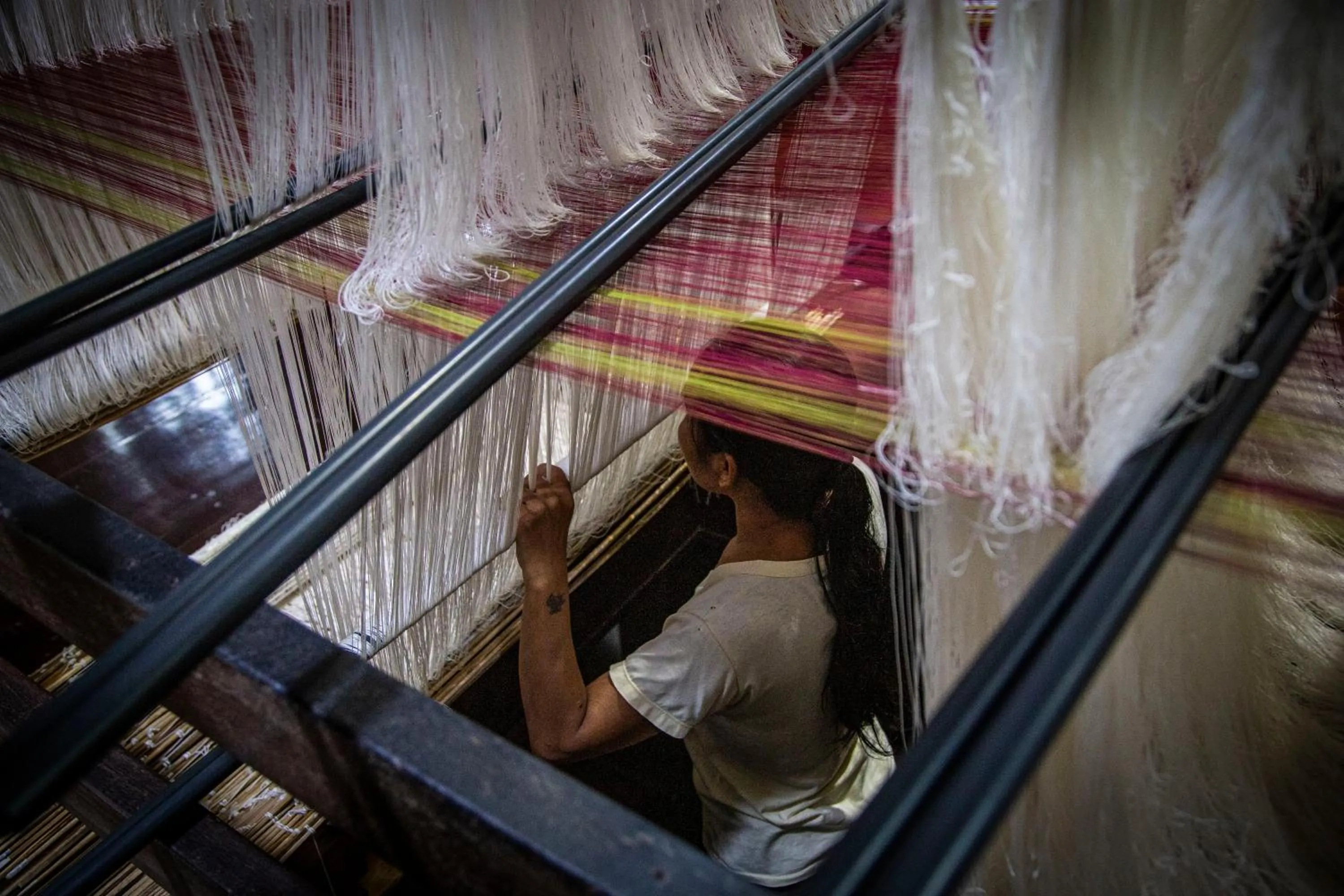 Nearby landmark, Bed in Thong Tarin Hotel