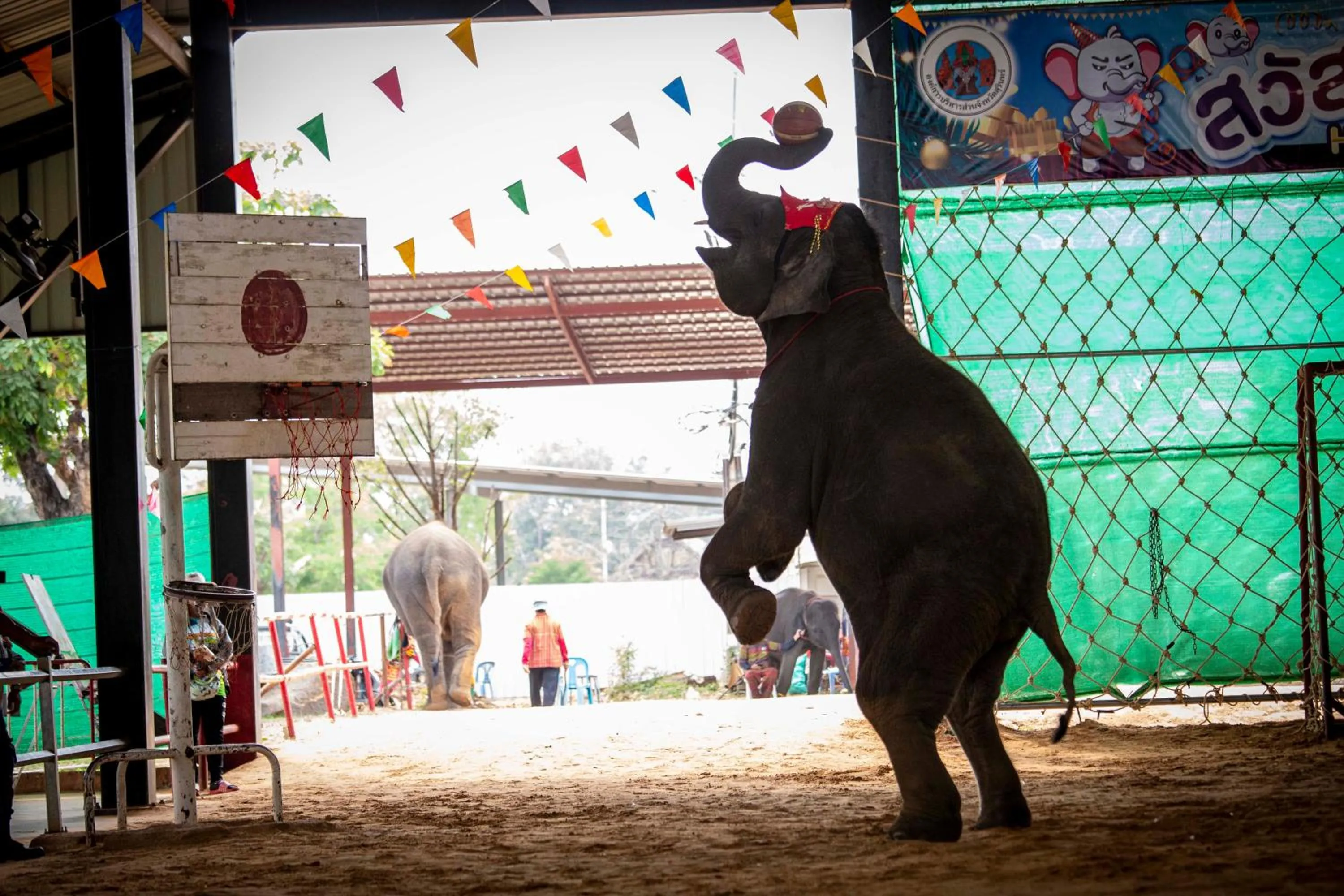 Nearby landmark in Thong Tarin Hotel