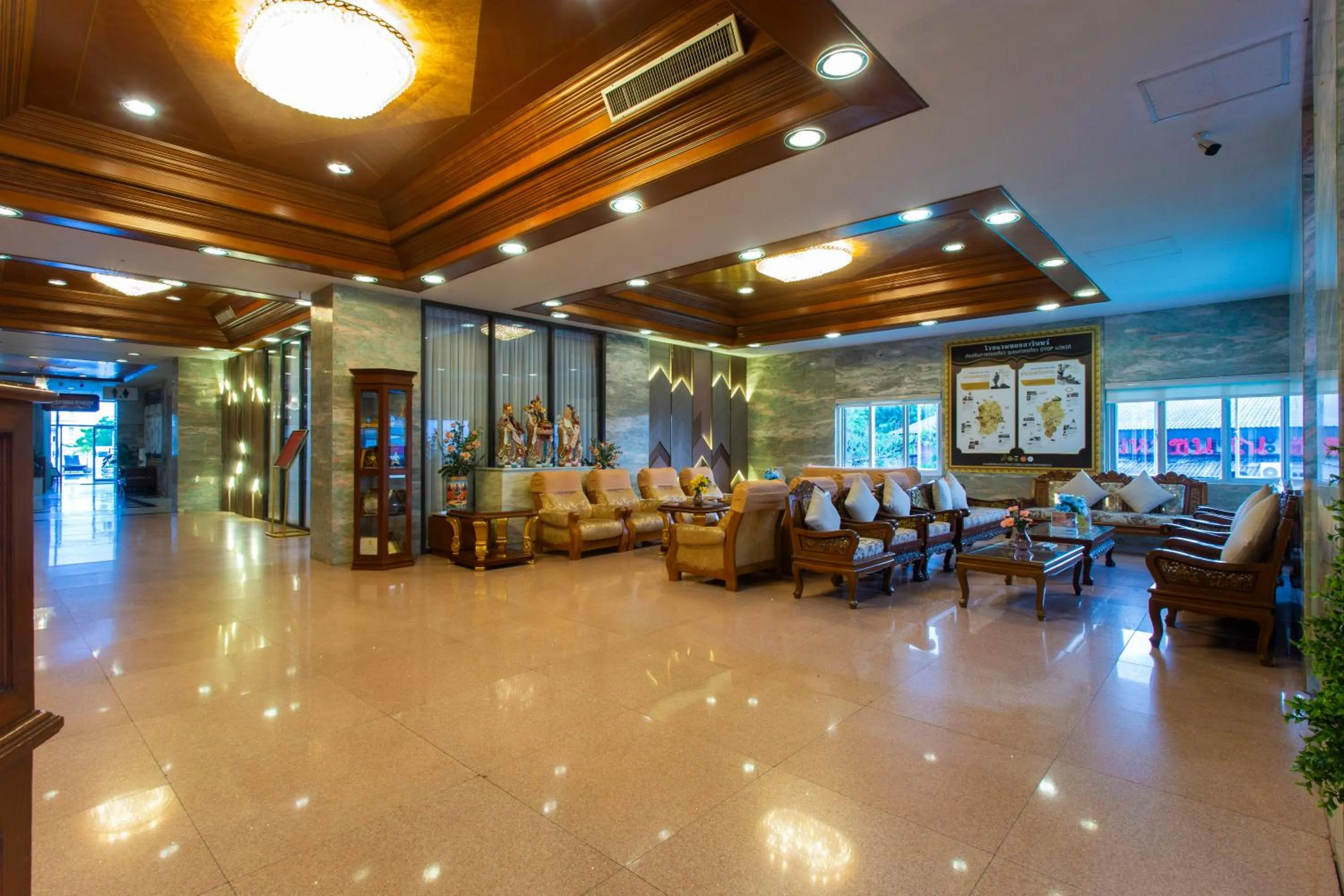 Seating area in Thong Tarin Hotel