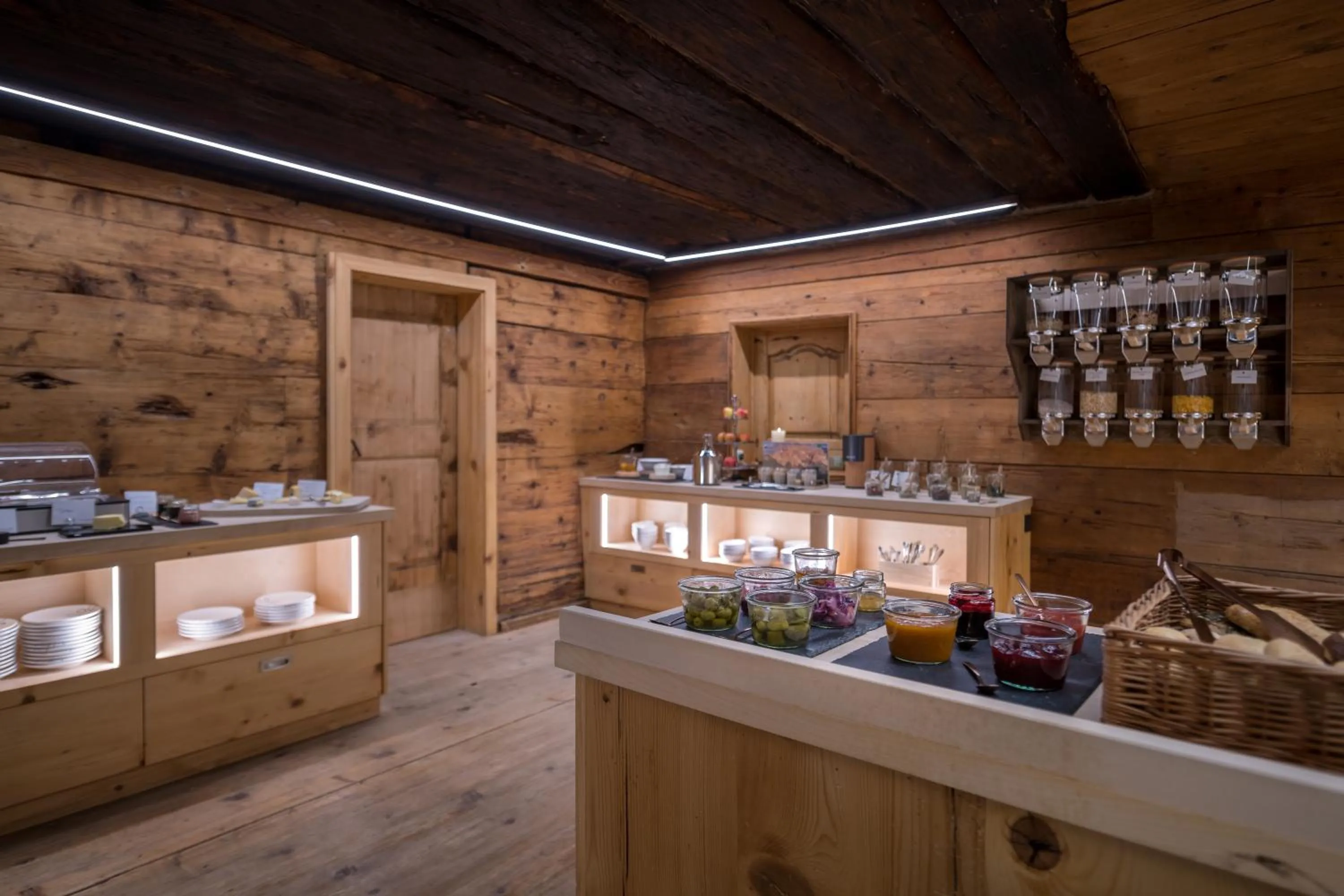 Breakfast in Breitachhus