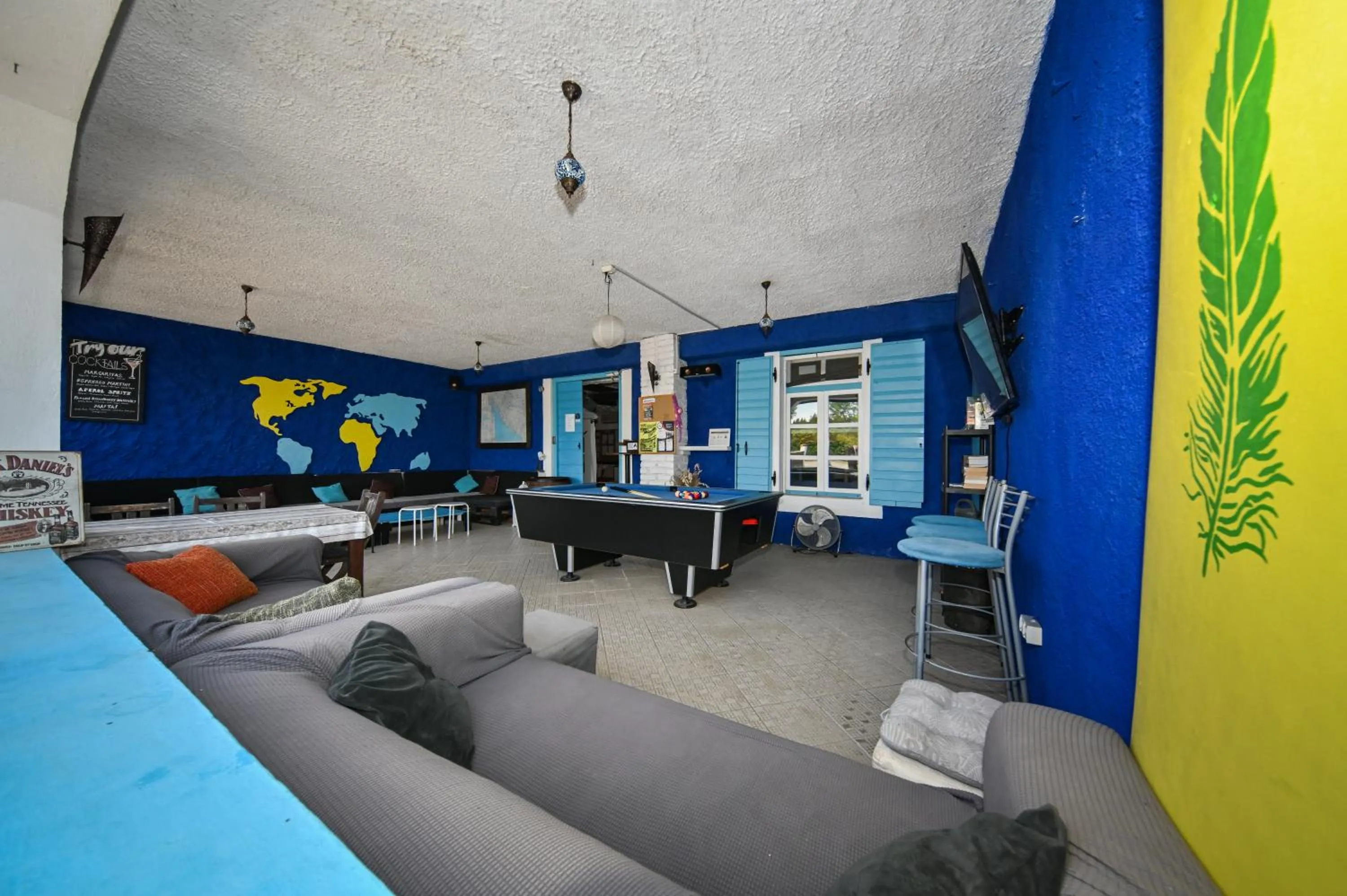 The Lazy Monkey Hostel & Apartments