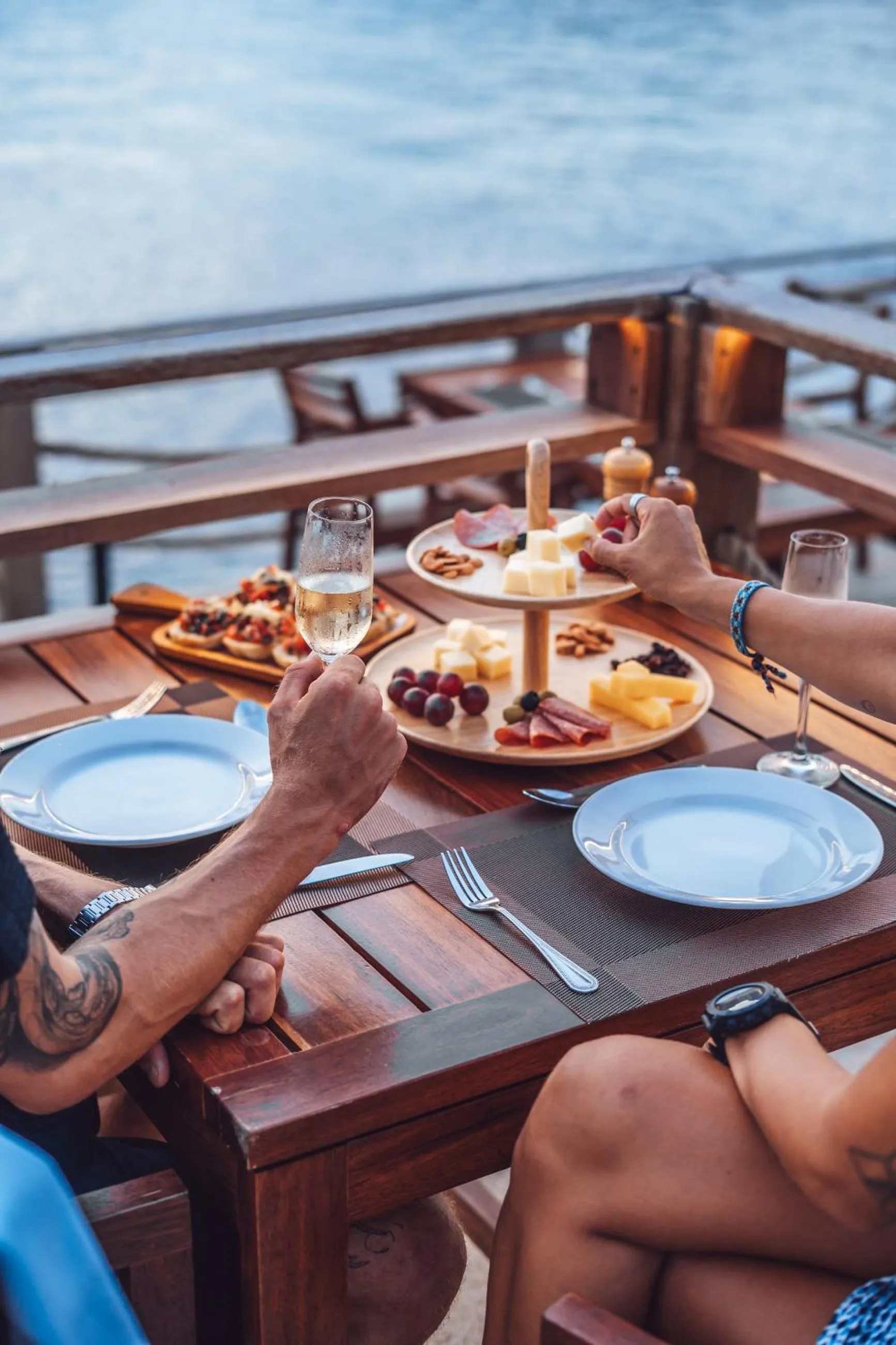 Restaurant/places to eat in Dusit Buncha Koh Tao by Riya Group