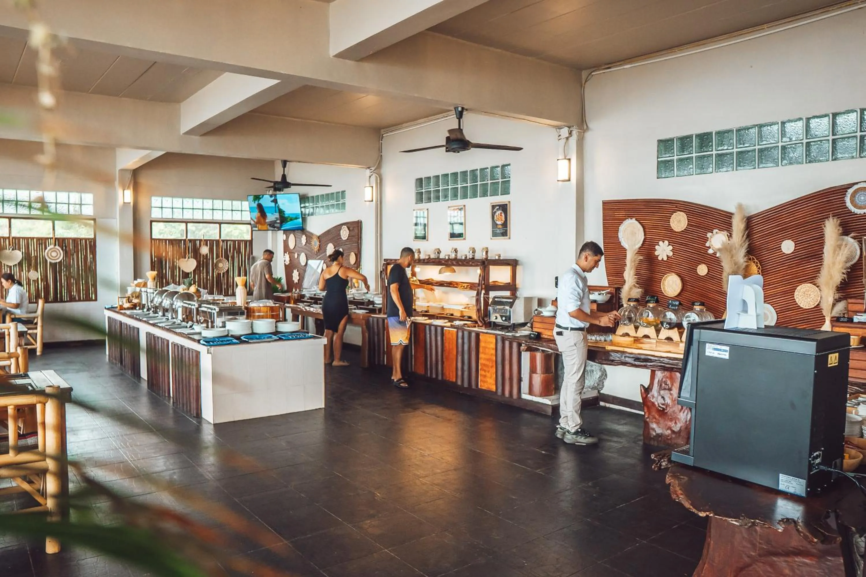 Breakfast in Dusit Buncha Koh Tao by Riya Group