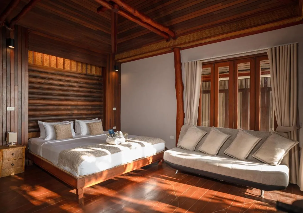 Bed in Dusit Buncha Koh Tao by Riya Group